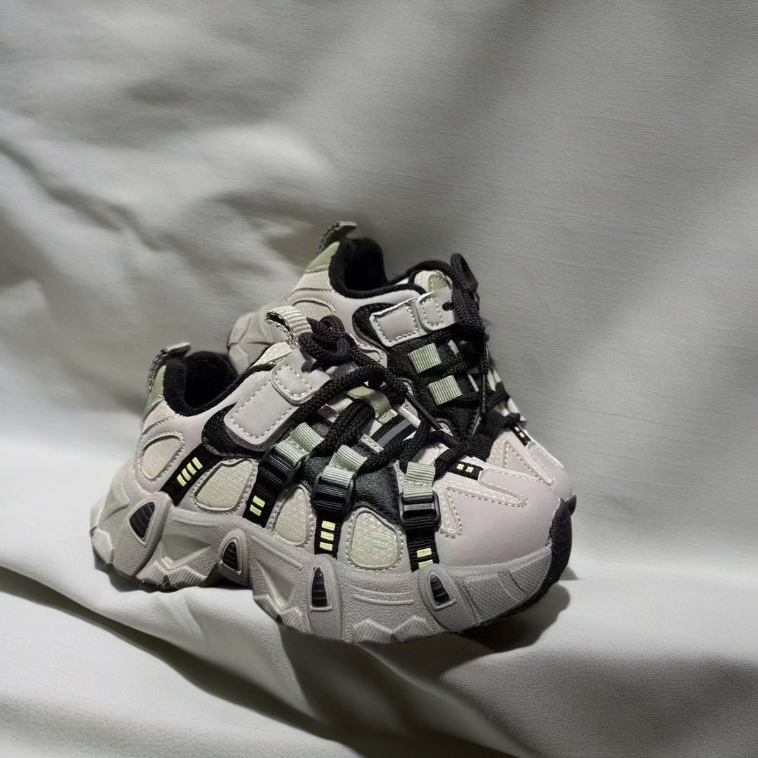 图片[6]-FILE 山脉鞋（机能登山鞋） 加绒儿童魔术贴老爹鞋27-37码 超贴心的加绒款❄️ 魔术贴设计、穿脱超方便✌🏻 老爹款式，百搭又时髦✨-选品中心