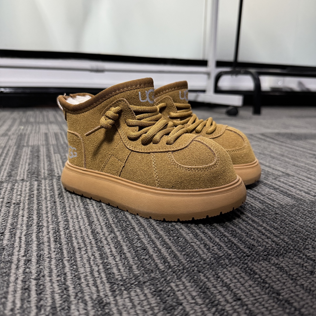 🎆UGG卡皮巴拉马里奥雪地靴 👟26-38 心心念念的丑萌鞋终于出货啦❤️‍🔥简直泰裤辣❤️‍🔥2024周冬雨同款系列卡皮巴拉马里奥丑萌真皮大头冬季户外新款防寒靴真皮加绒潮流棉鞋雪地靴短筒防滑保暖厚底一脚蹬童鞋，闭眼入，上脚简直绝了 手慢等👈-选品中心