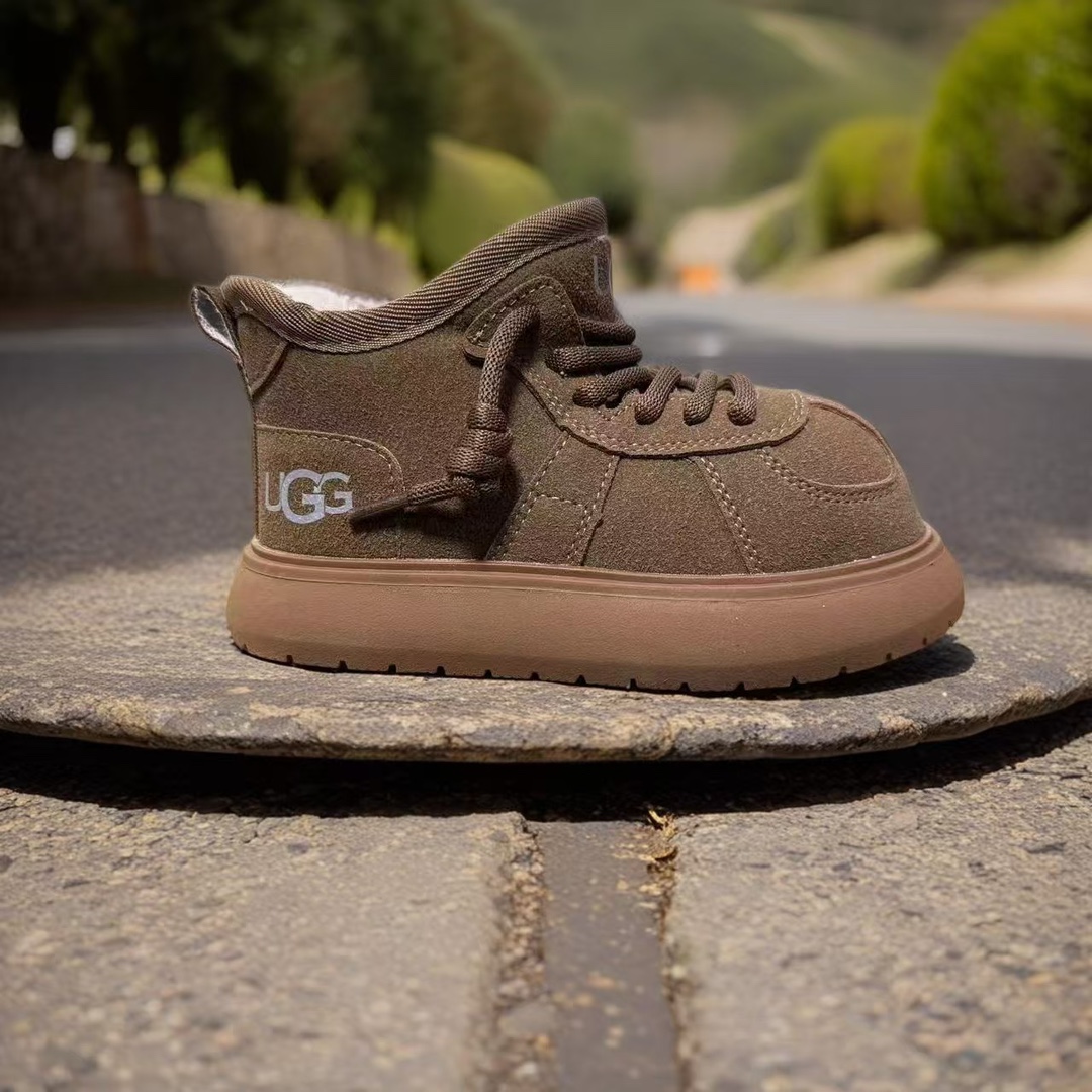 图片[7]-🎆UGG卡皮巴拉马里奥雪地靴 👟26-37 心心念念的丑萌鞋终于出货啦❤️‍🔥简直泰裤辣❤️‍🔥2024周冬雨同款系列卡皮巴拉马里奥丑萌真皮大头冬季户外新款防寒靴真皮加绒潮流棉鞋雪地靴短筒防滑保暖厚底一脚蹬童鞋，闭眼入，上脚简直绝了 手慢等👈-选品中心