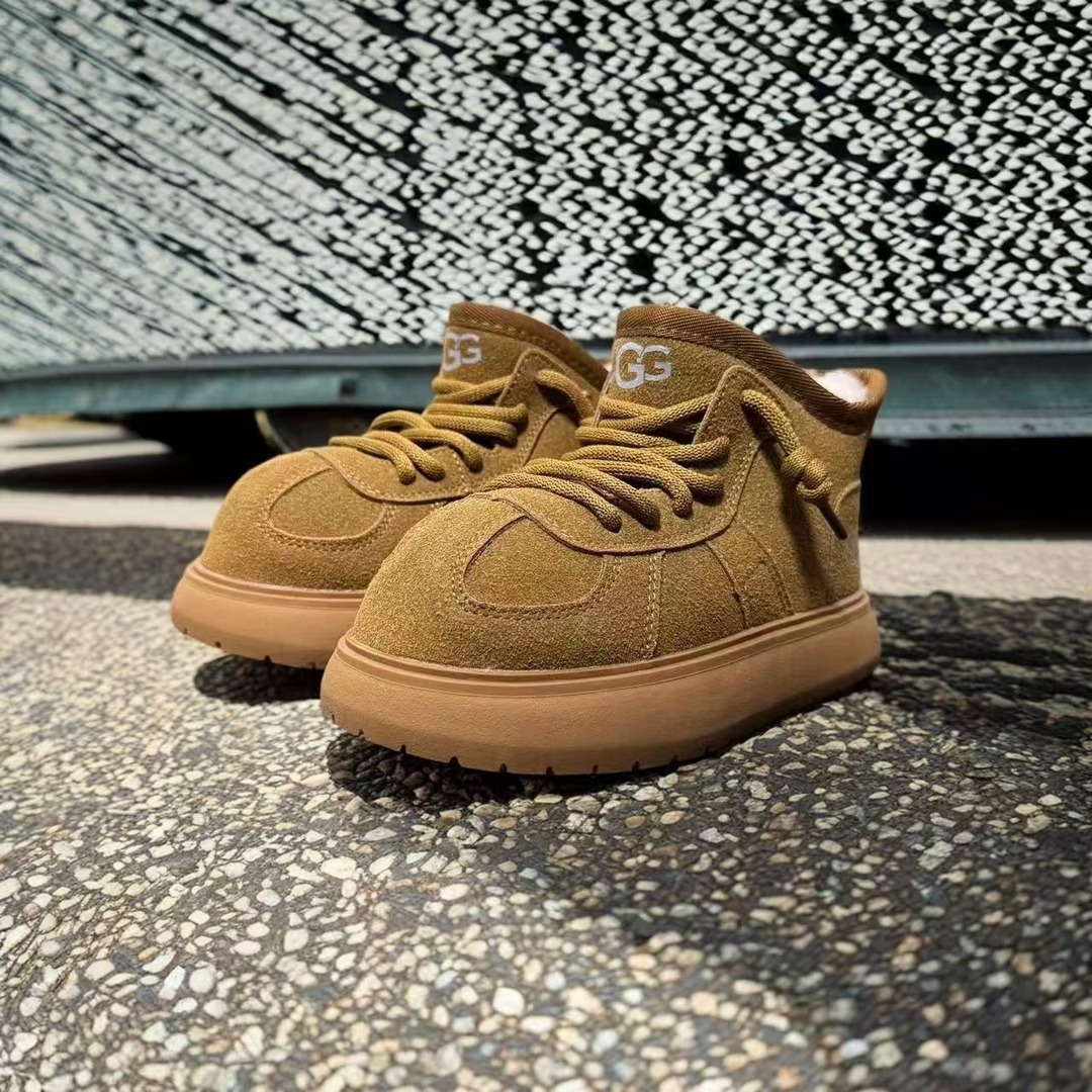 图片[2]-🎆UGG卡皮巴拉马里奥雪地靴 👟26-37 心心念念的丑萌鞋终于出货啦❤️‍🔥简直泰裤辣❤️‍🔥2024周冬雨同款系列卡皮巴拉马里奥丑萌真皮大头冬季户外新款防寒靴真皮加绒潮流棉鞋雪地靴短筒防滑保暖厚底一脚蹬童鞋，闭眼入，上脚简直绝了 手慢等👈-选品中心