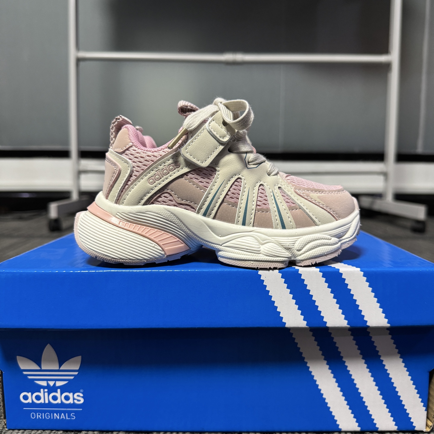 Adidas: Classic Style Meets Beauty Magic for Fun Baby Looks - 图片 9