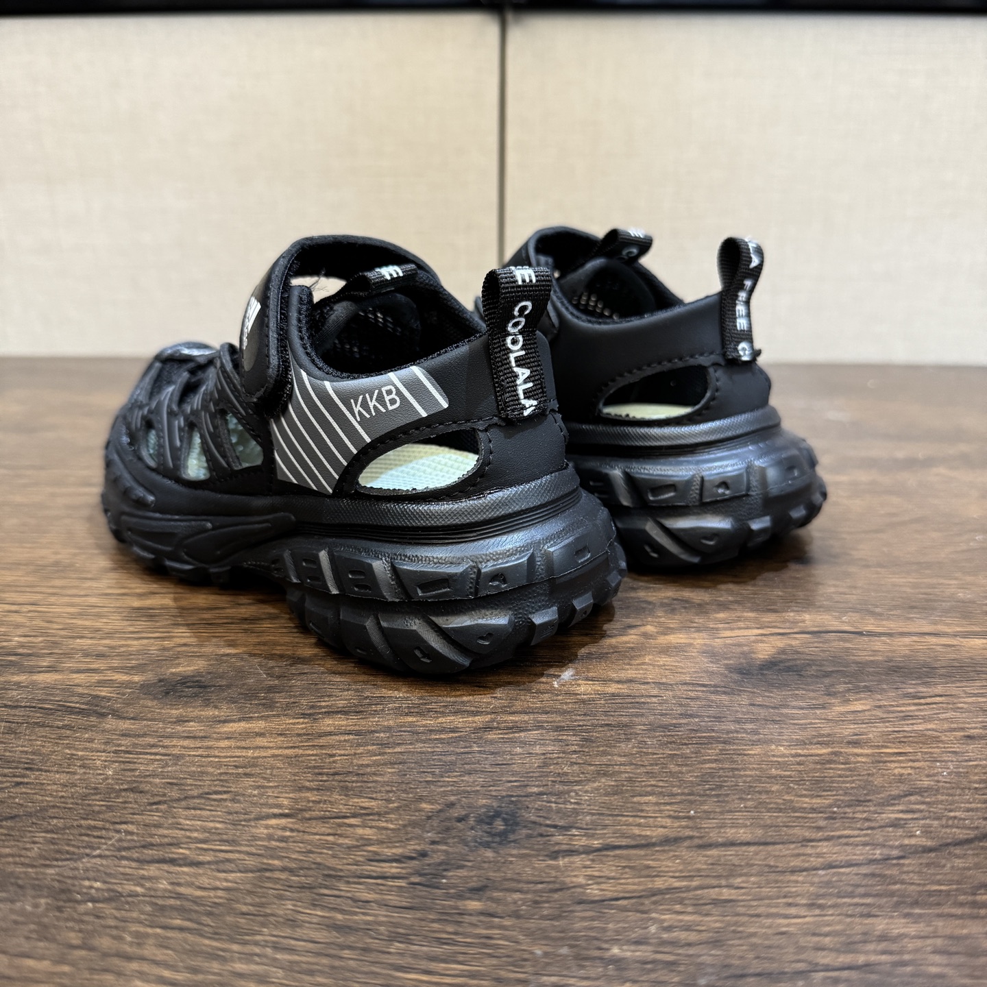 图片[3]-🏖️🏖️Adidas夏季新款轮胎底26-37 透气防滑镂空沙滩鞋 颜值高 穿脱便捷 值得推荐的一款👍-选品中心