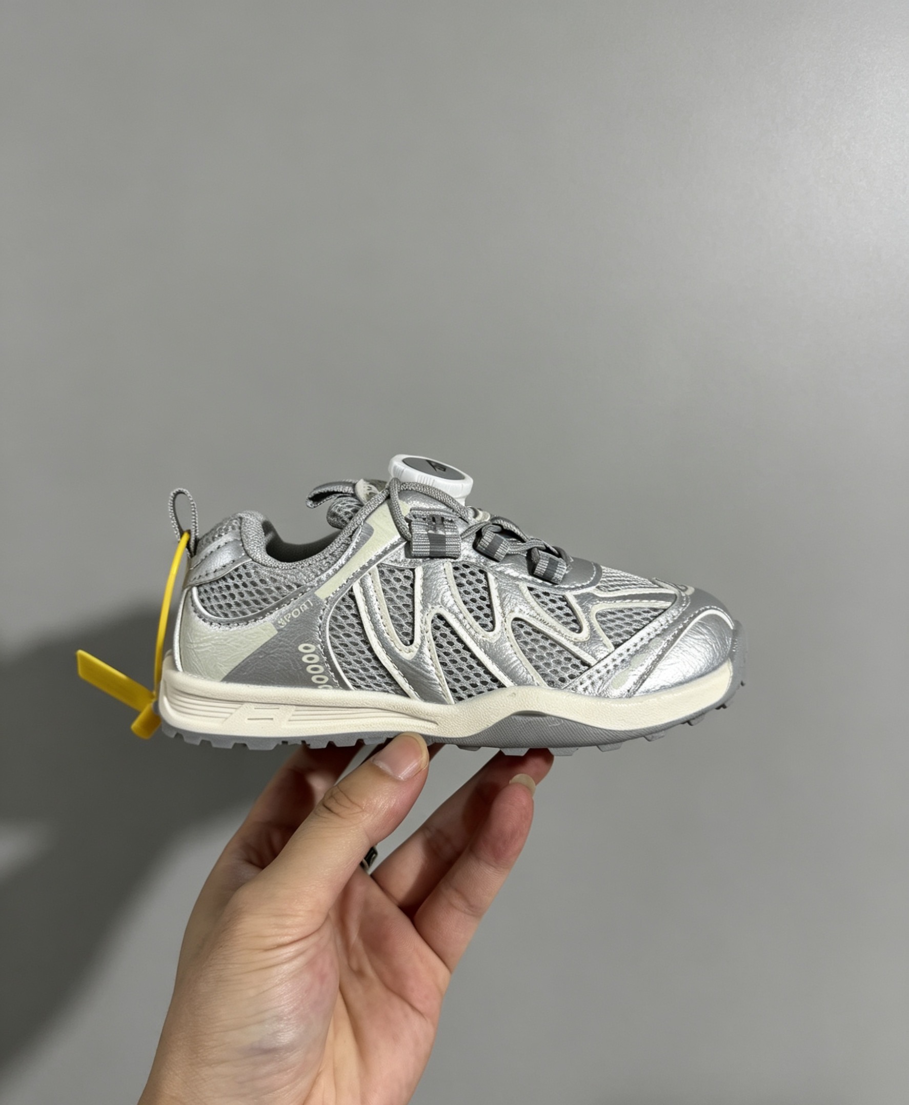 NO:811463,,23-35 Nike Cat Claw (Single Mesh) Silver Mist Gray New Summer Nike Children's Shoes Lightweight Single Mesh Children's Outdoor Breathable Casual Shoes Knob Buckle Easy to Wear Convenient for Baby while Keeping in Mind the Versatile Trend, Salomon,19860909,23-35 耐克猫爪(单网）银雾灰 夏季新款耐克童鞋 轻便单网儿童户外透气休闲鞋 旋钮扣穿便简洁 方便于宝宝的同时还不忘百搭潮流,萨洛蒙,,Children's
