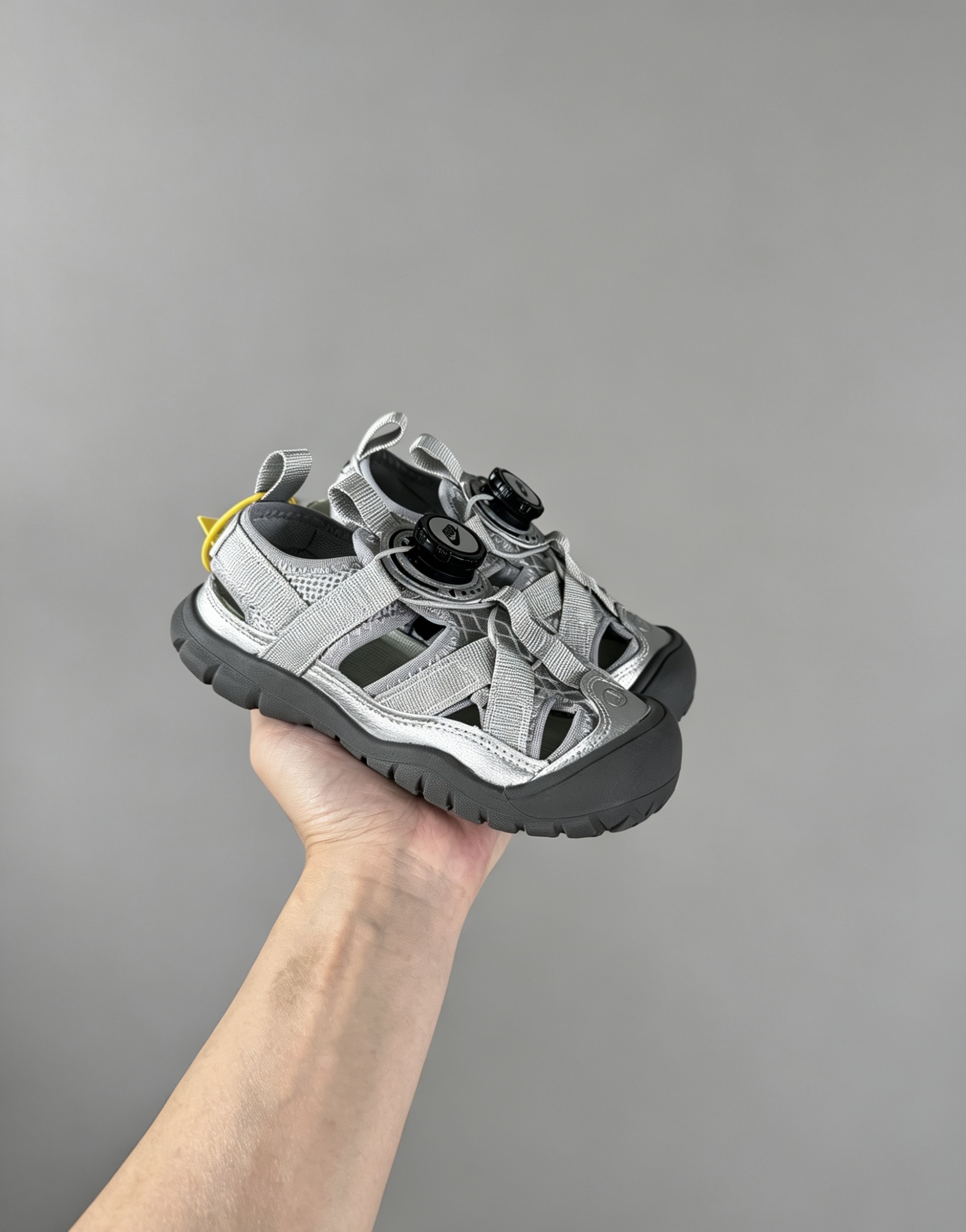 NO:811536,Nike's new 26-35 is all-round for river tracing/climbing/beaching!  Children's outdoor sandals, breathable non-slip soft soles, boys and girls, Nike sandals, sandals,19860909耐克新款26-35  溯溪/登山/沙滩全能！儿童户外凉鞋 透气防滑软底 男女童,耐克凉鞋,sandals,,Children's