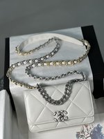 Chanel 19 Handbags Crossbody & Shoulder Bags Gold Silver Goat Skin Sheepskin Vintage Chains