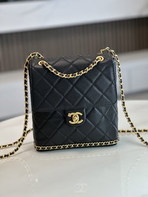 Chanel Good Bags Backpack Cowhide Vintage Chains