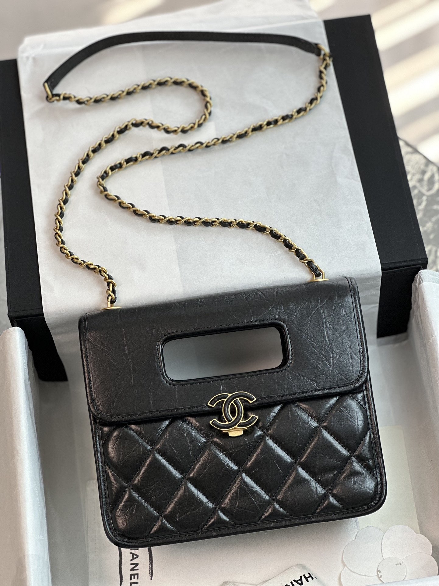 Chanel Crossbody & Shoulder Bags Black Oil Wax Leather Vintage