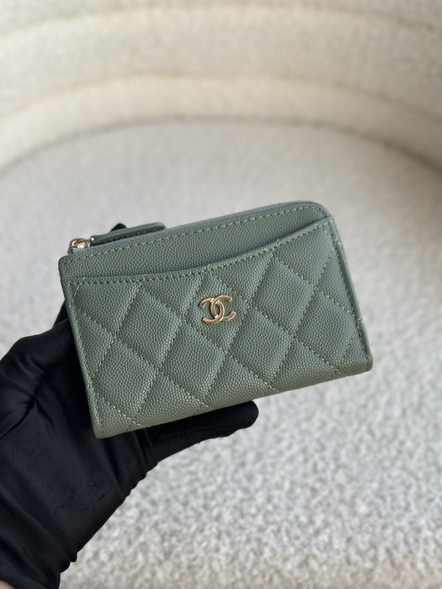 Chanel Classic Flap Bag Wallet Fashion Designer
 Green Gold Hardware