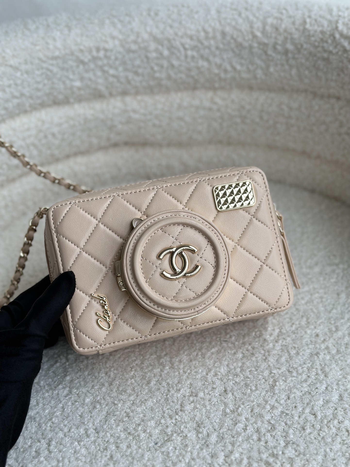 Best AAA+
 Chanel Camera Bags Replica Online
 Gold Sheepskin