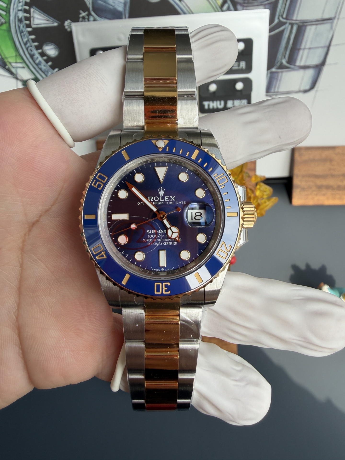 NO:741874,VS, V2 gold and blue water ghost, weighing about 100 grams, equipped with Dandong movement - ready stock,19860909VS,V2间金蓝水鬼,重量克左右,搭载丹东机芯-现货,,Watch