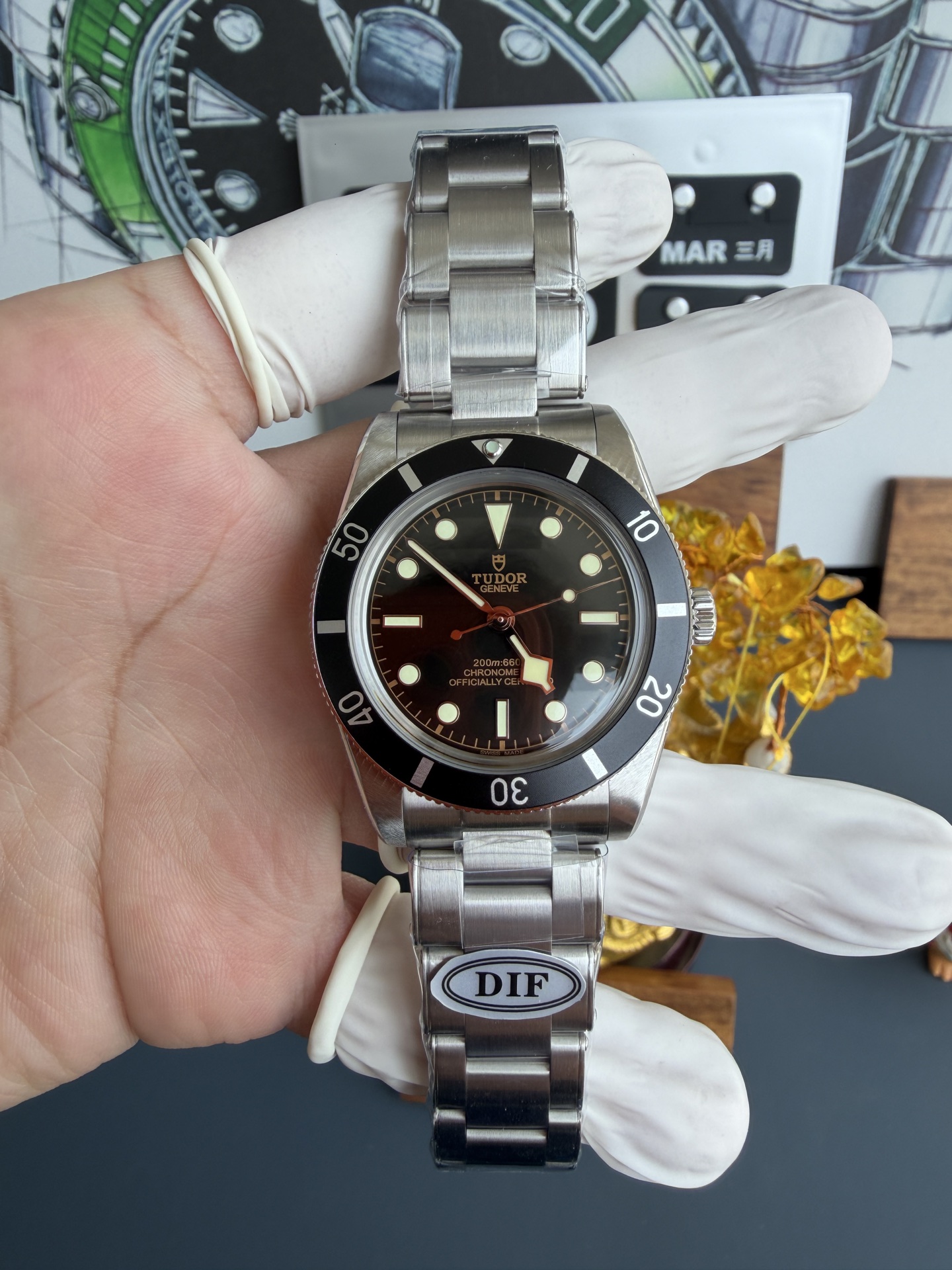 NO:741863,DIF's strongest copy DIF grandly launches the Tudor Black Bay 54 M79000N watch. The 37mm case fits the wrist and is comfortable to wear. The matte dial is simple and elegant, with a delicate texture. The calendar-less design simplifies the complexity and returns to the pure reading experience. With pure spirit and modern expression, it pays the most sincere respect to the brand's first diving watch - Model 7922, which came out in 1954!  DIF craftsmanship spirit. The entire watch is equipped with finely ground guide corners and no handles. It pays attention to details. The texture is invincible. It is equipped with Dandong customized first-speed movement. The daily error is only 3-5 seconds and almost 0 anti-repair. Super stable!  The straps are all CNC whole-body molded and brushed straps, not assembled by small factories!  Equipped with a Tudor 'T-fit' clasp, slide rails for fine adjustment, super Swiss luminous scales, hydraulic three-dimensional fonts on the disk, and a slight radial texture on the background. DIF is full of sincerity, and all watch friends are welcome to taste it!  ,19860909DIF 最强副本 DIF隆重推出帝舵碧湾54型M79000N腕表, 37mm表壳贴合手腕,佩戴舒适,哑光表盘简约大气,质感细腻,无日历设计化繁为简,回归纯粹读时体验,以纯粹精神和现代表达方式,向1954年问世的品牌首款潜水表-7922型献上最真诚的敬意！ DIF匠工精神 整表配备导角精磨不拉手 注重细节 质感无敌 搭载丹东定制一档机芯 日误差仅3-5秒几乎0反修 超稳定！ 表带均为CNC通体成型拉丝工艺表带 非小厂组装片！配备帝舵表“T-fit”表扣 可滑轨微调 超强瑞士夜光刻度 盘面字体油压立体 底色带有轻微放射纹理 DIF诚意满满,欢迎广大表友品鉴！,,Watch