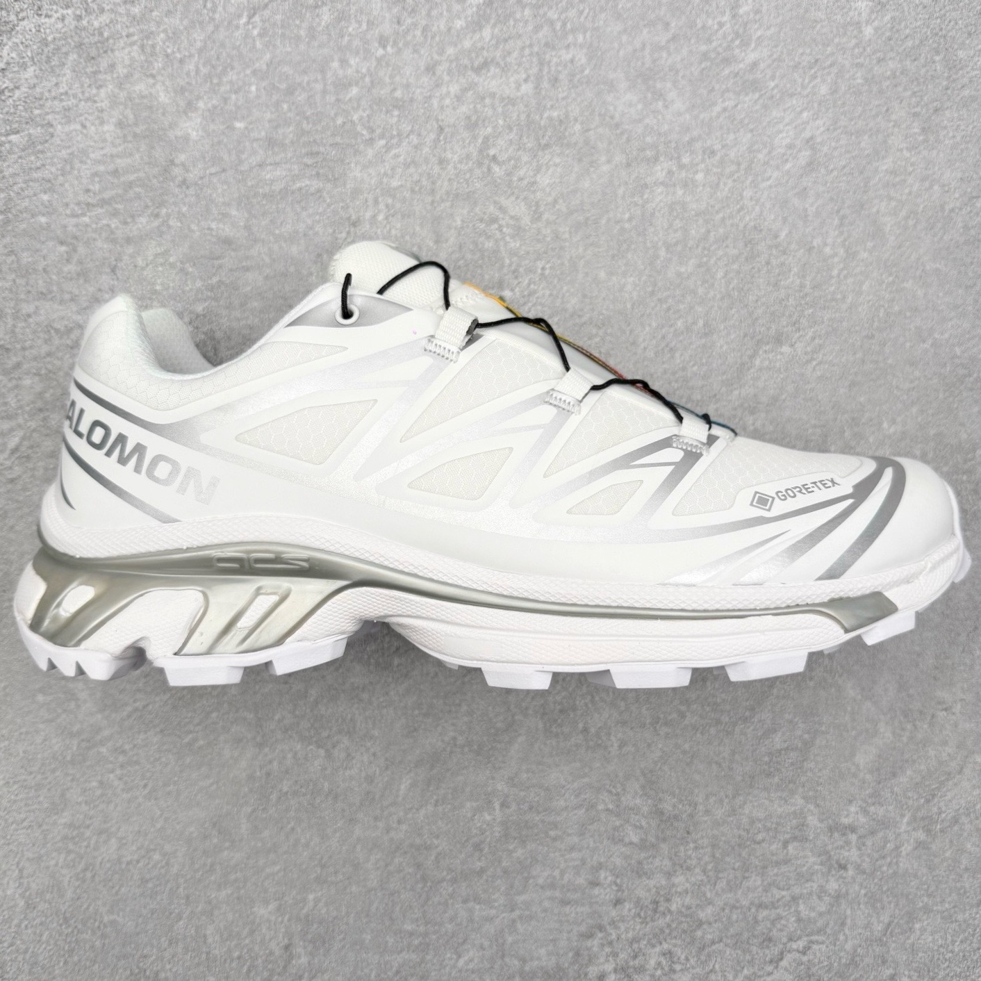 ＃纯原特价‼️Salomon 萨洛蒙 XT-6 复古机能户外跑鞋 这双XT-6 鞋面以锯齿状的包裹系统呈