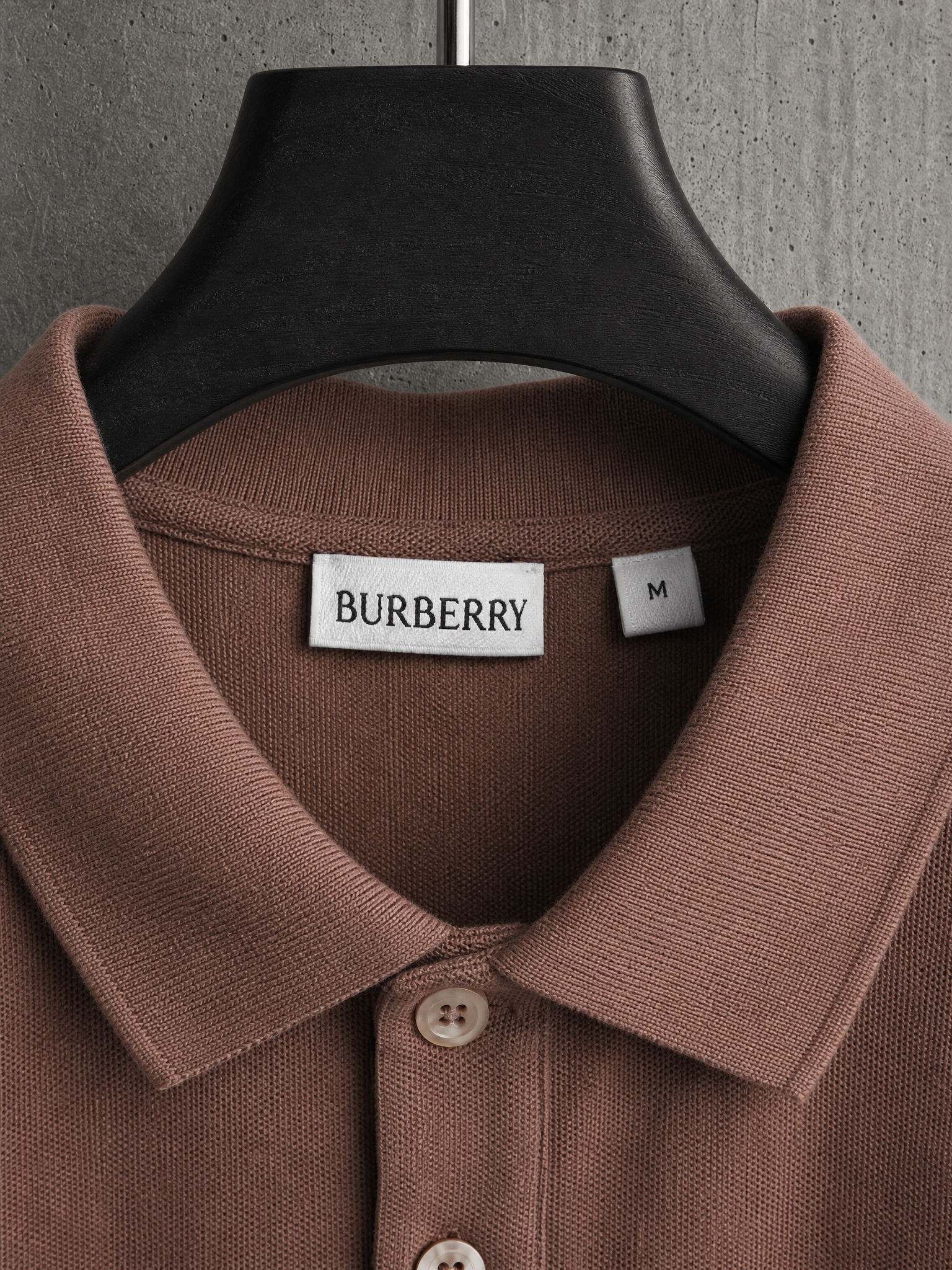 Burberry Burberry格纹图案背景，标志性米色演绎