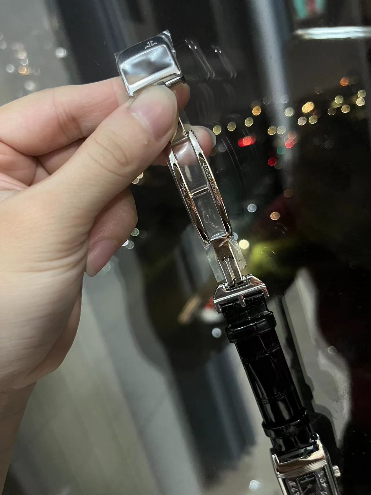 Senior Lady Wristwatch with Unique Design and Swiss Stone Core: Jacker Classic Flip Series - 图片 8