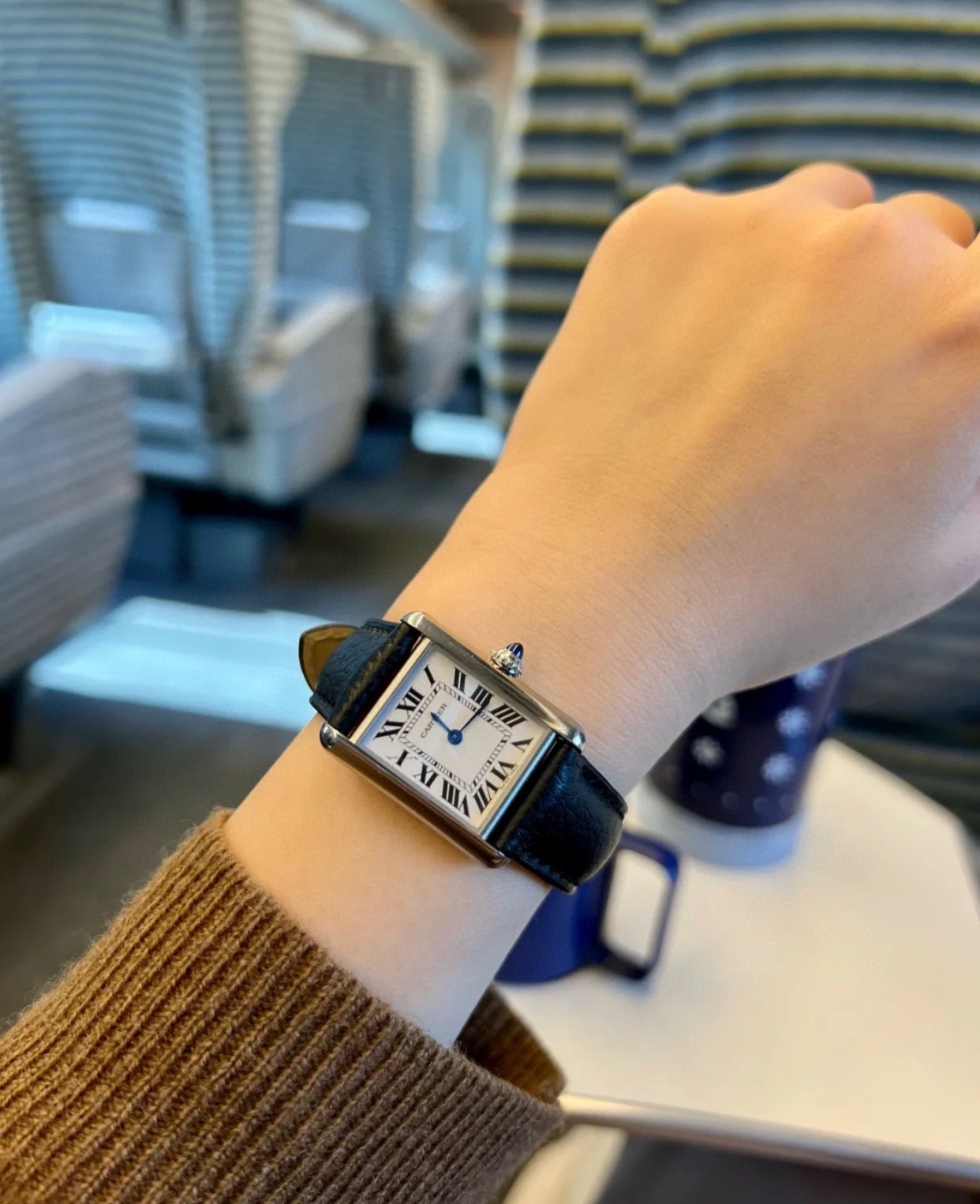 NO:389900,Cartier TANKMUST is coming!  The Tank series is a dream in many people's hearts. The inheritance of classics and elegantness is the accumulation of culture, which meets the different outfit needs of all ladies~, cartier19860909卡地亚TANKMUST火爆来袭！坦克系列在很多人心中都是梦想之表,经典、优雅的传承是文化的积累,满足各位小姐姐不同的穿搭需求～,,cartier,Watch