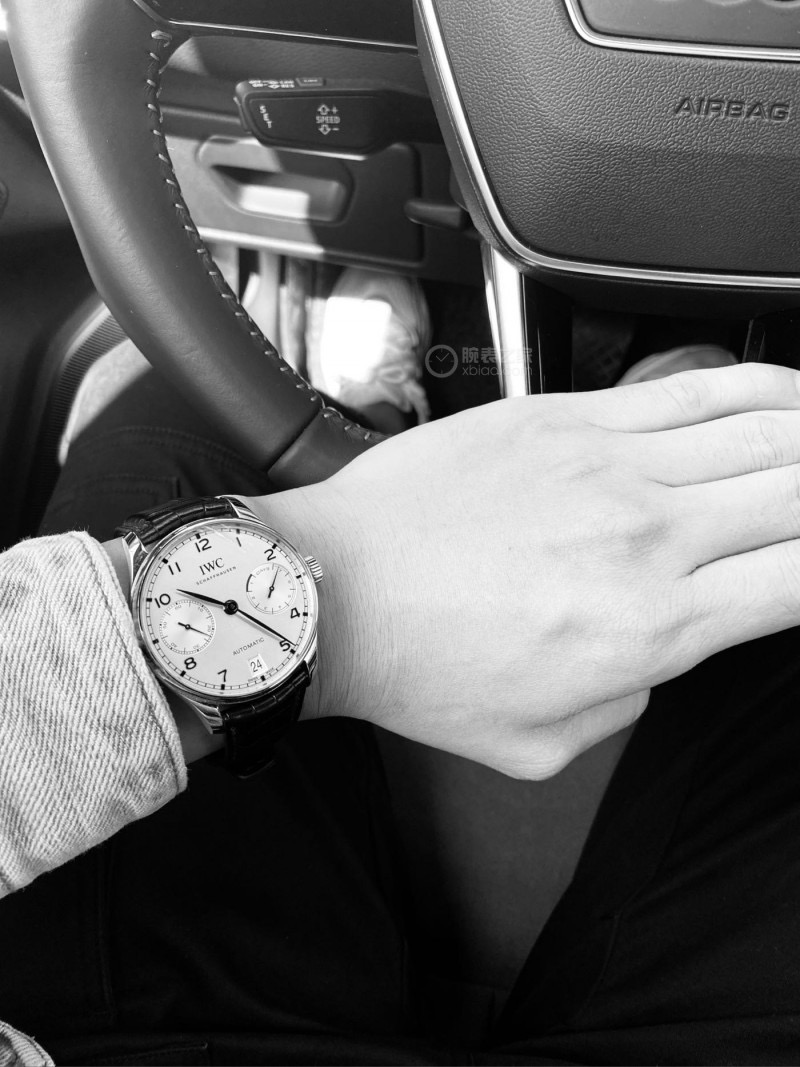 NO:393493,You deserve this casual formal wear.19860909此款式休闲正装你都值得拥有.,,Watch