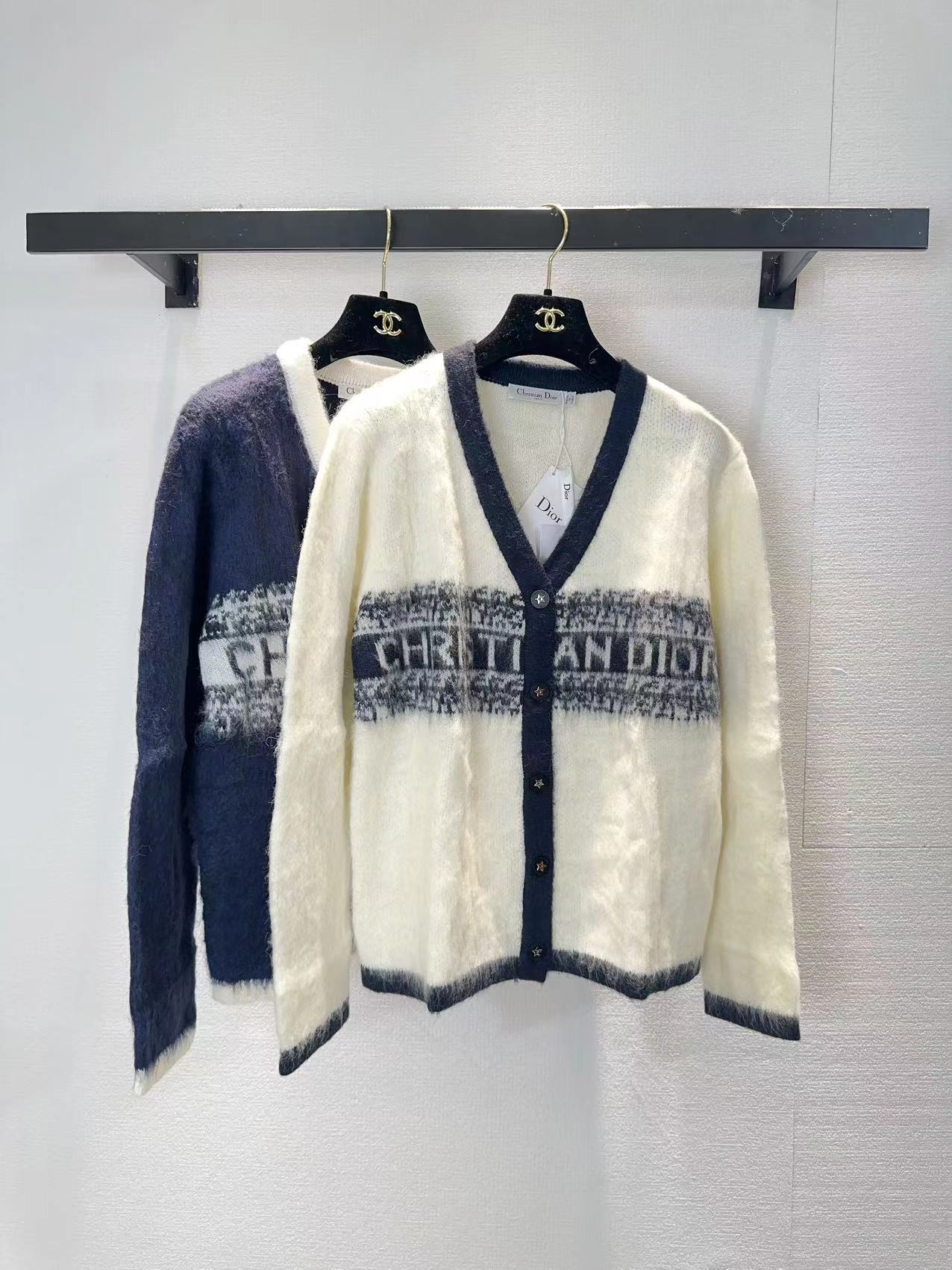 NO:569696,Dior Dior detail,,dior,dior,alexander wang19860909Dior迪奥细节图,,dior,dior,alexander wang,Women's clothing