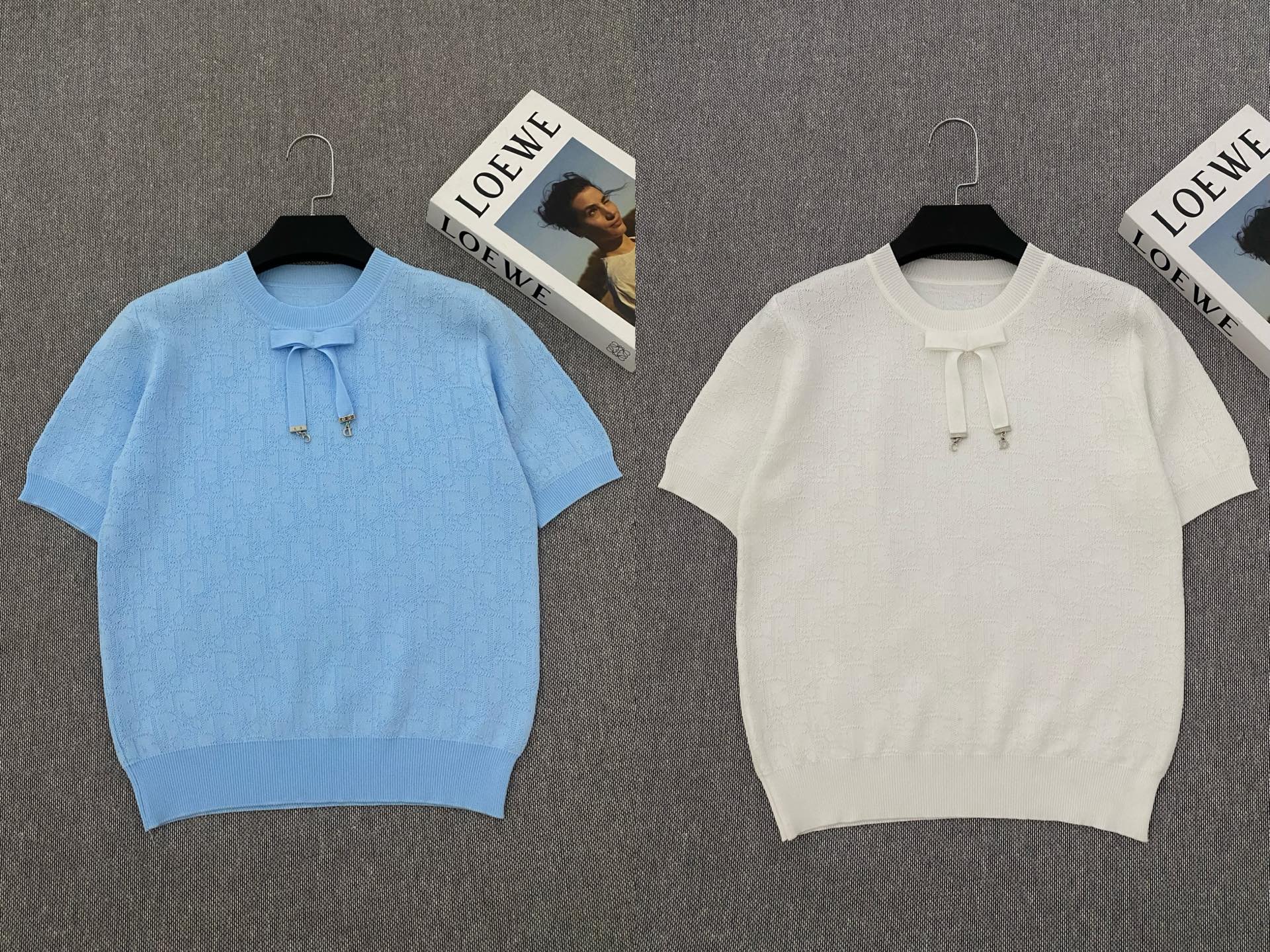 NO:798714,Real photos of Dio*26 new spring and summer round neck bow CD metal buckle Logo knitted short sleeves, dior, T-shirt,19860909实拍图 Dio*26春夏新款圆领蝴蝶结CD金属扣Logo针织短袖,,dior,T-shirt,,Women's clothing