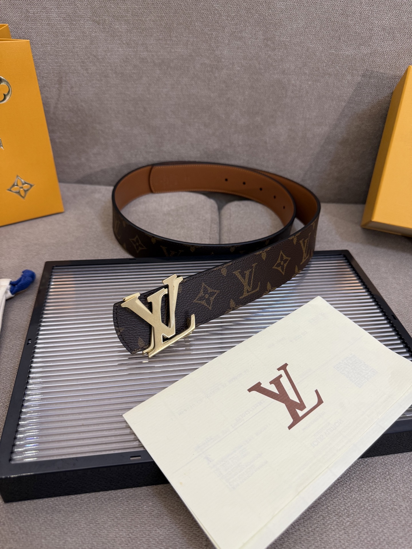[LV Belts]LV Dimension Double-sided belt combines creative inheritance with