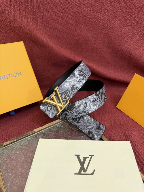 Louis Vuitton Flower Camouflage 40mm Reversible Belt - Stylish & Versatile 1 Louis Vuitton Flower Camouflage 40mm Reversible Belt - Stylish & Versatile