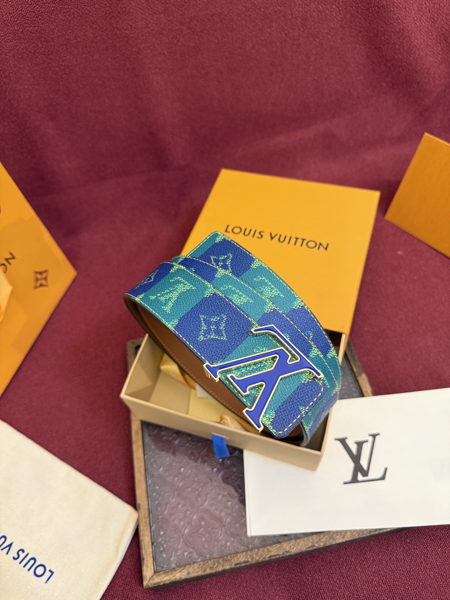 Louis Vuitton Initiales College Monogram Heritage Reversible Belt 40mm 7 i1758990471919 7991 0 3