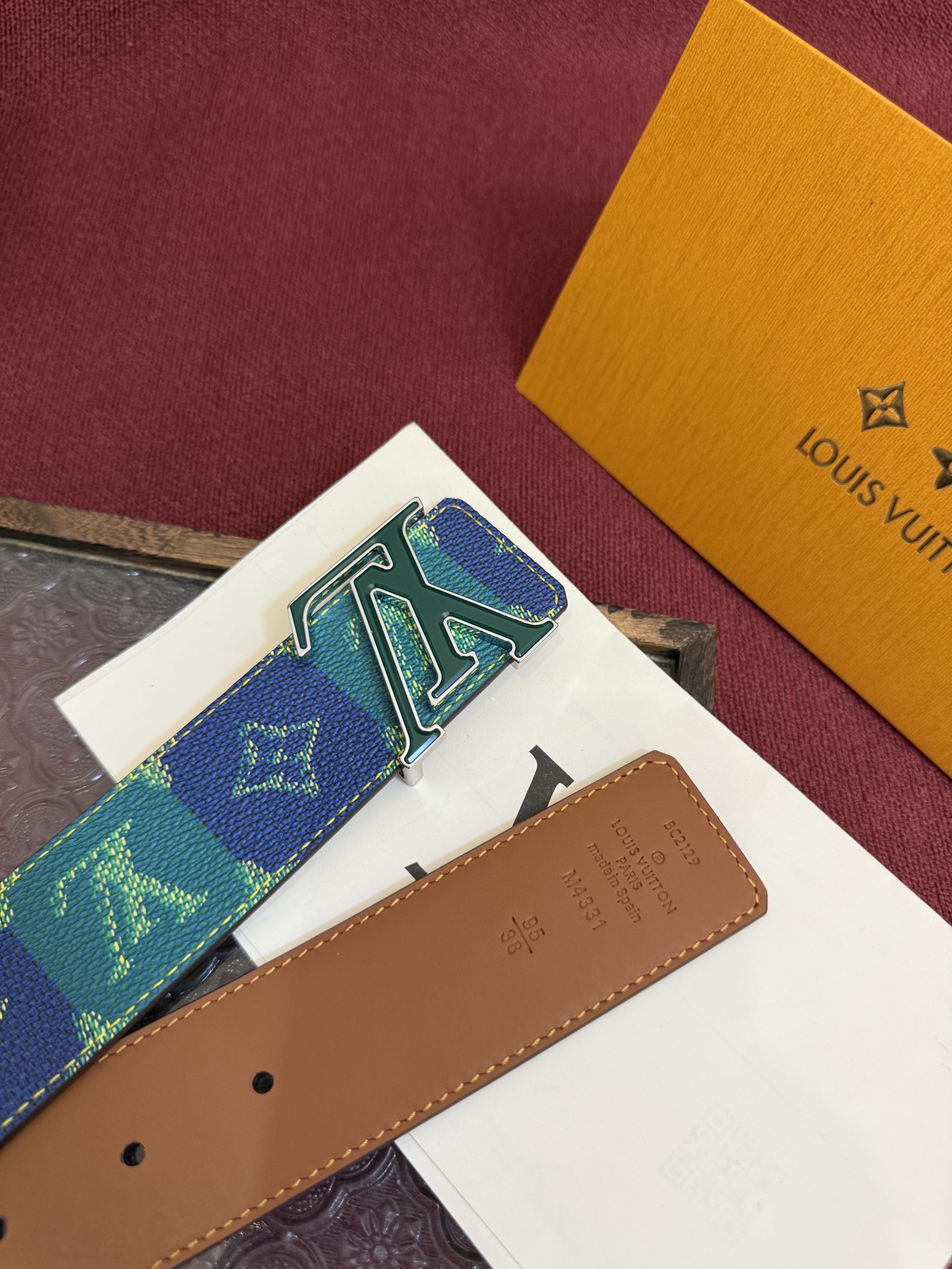 Louis Vuitton Initiales College Monogram Blue Heritage 40mm Reversible Belt 5 i1758990547835 9730 0 2