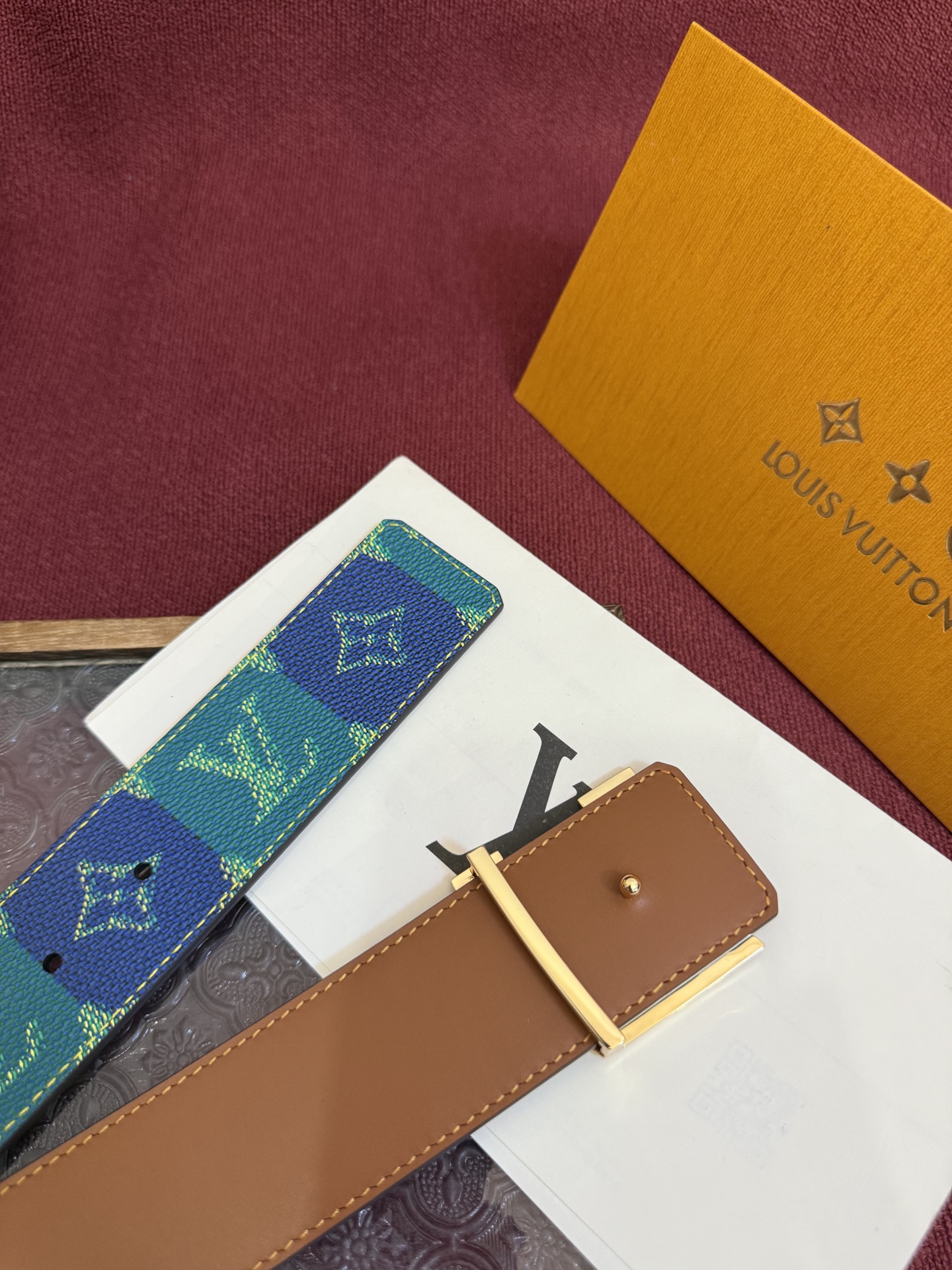 Louis Vuitton Initiales College Monogram Heritage 40mm Reversible Belt 6 i1758990644311 429 0 0