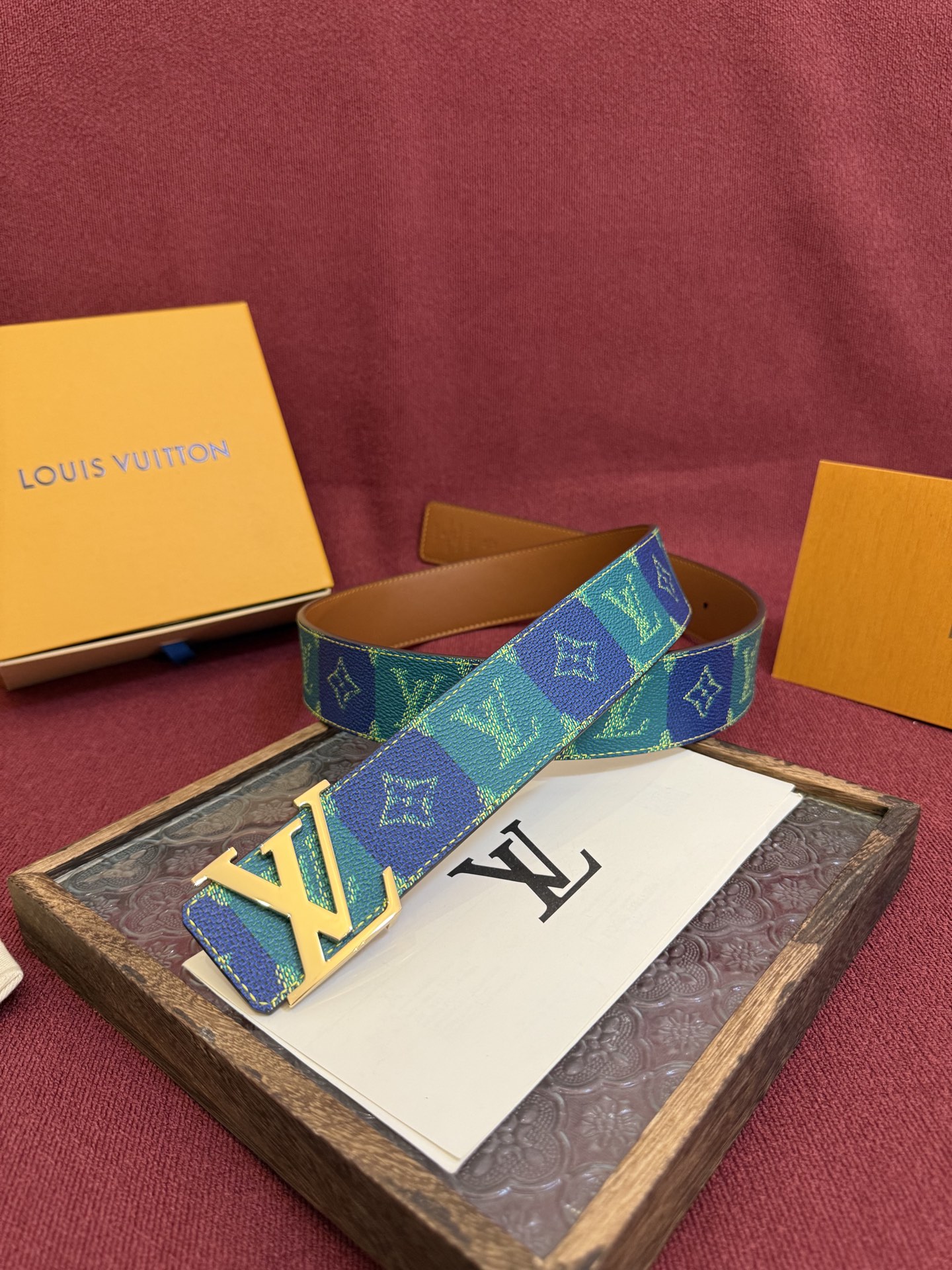 Louis Vuitton Initiales College Monogram Heritage 40mm Reversible Belt 3 i1758990644621 331 0 3