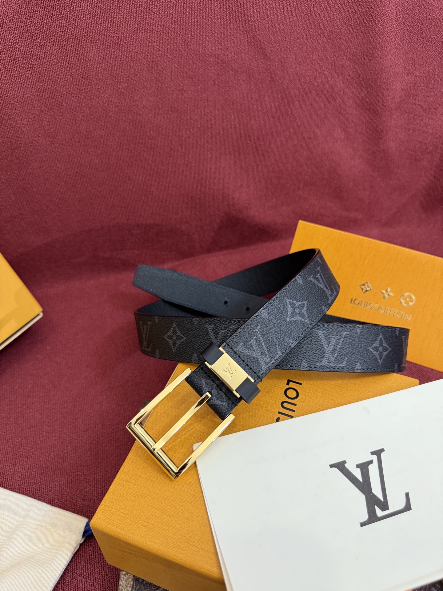Louis Vuitton LV 3.5 Monogram Eclipse Reversible Leather Belt