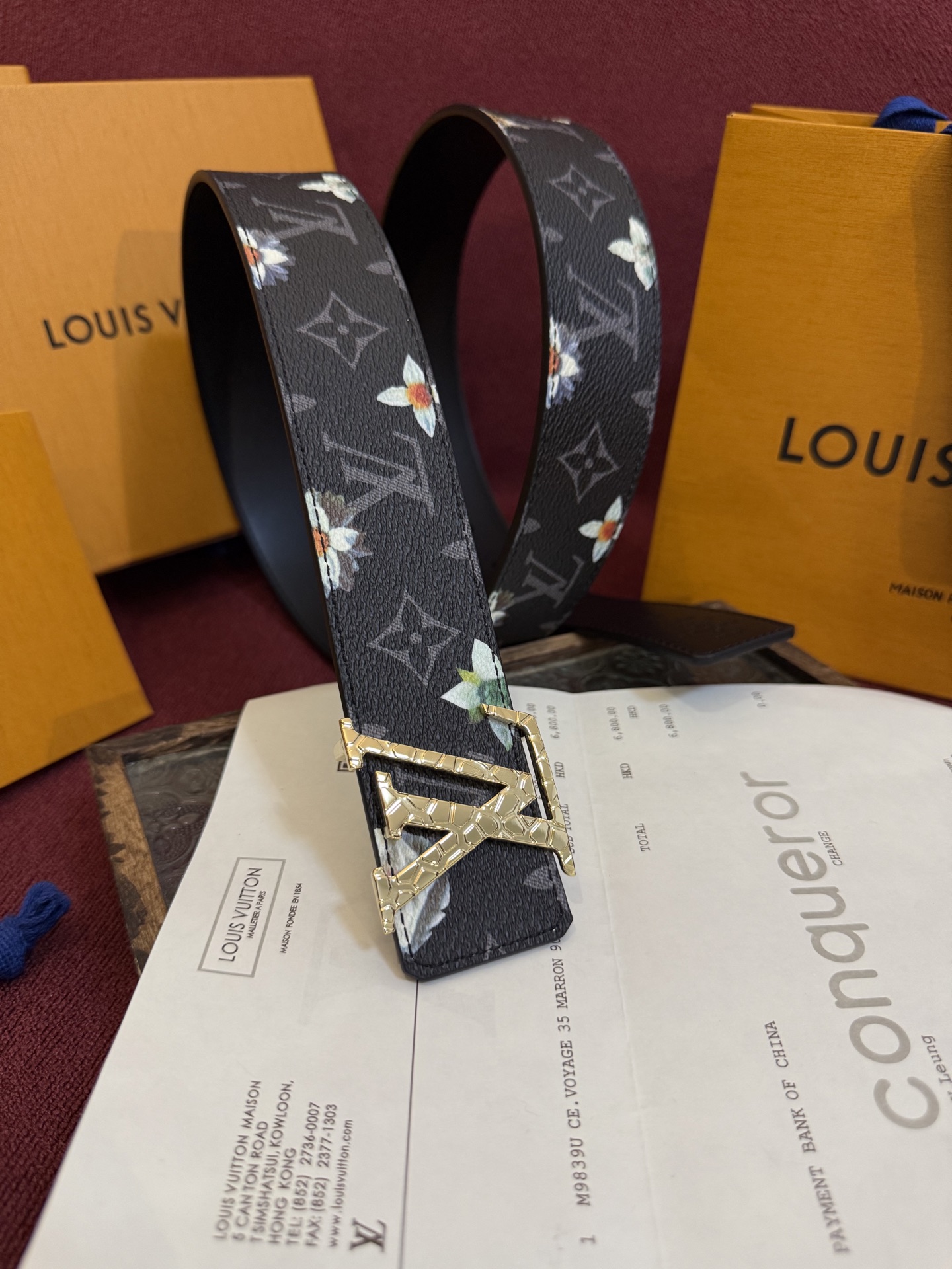 LV Initiales Monogram Flower 双面腰带以 Monogram 印花和撞色花卉焕