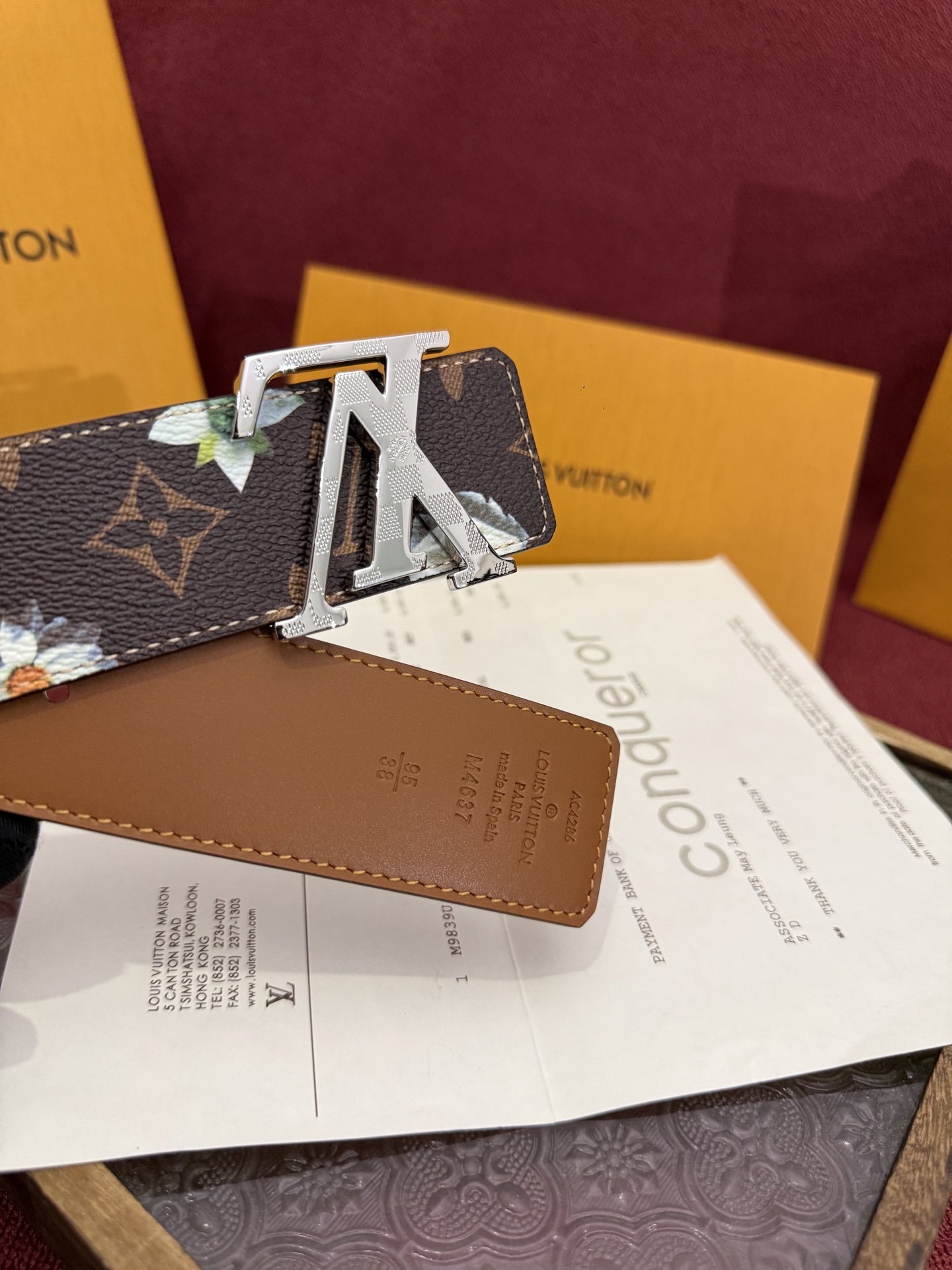 LV Initiales Monogram Flower 双面腰带以 Monogram 印花和撞色花卉焕