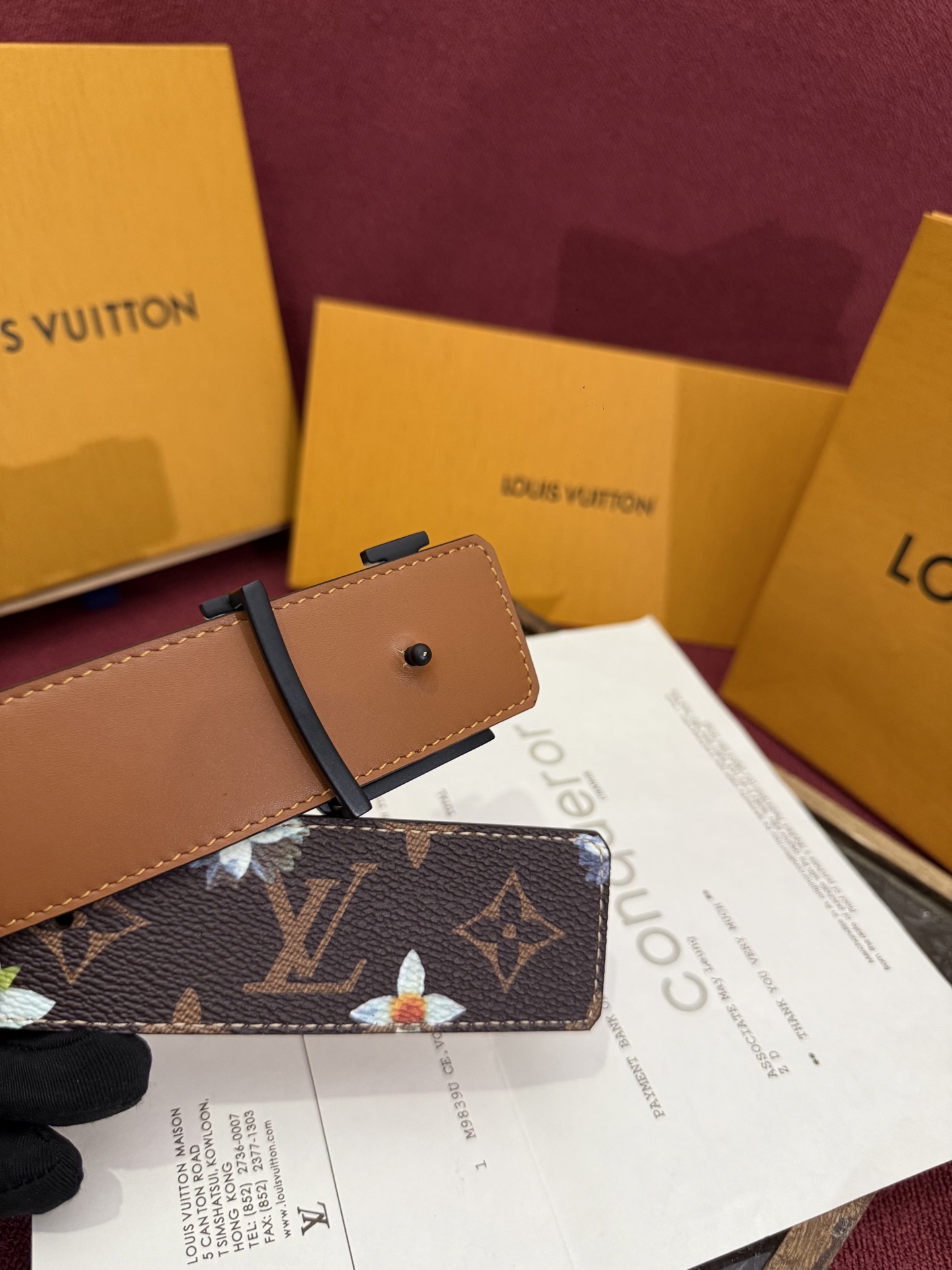 LV Initiales Monogram Flower 双面腰带以 Monogram 印花和撞色花卉焕
