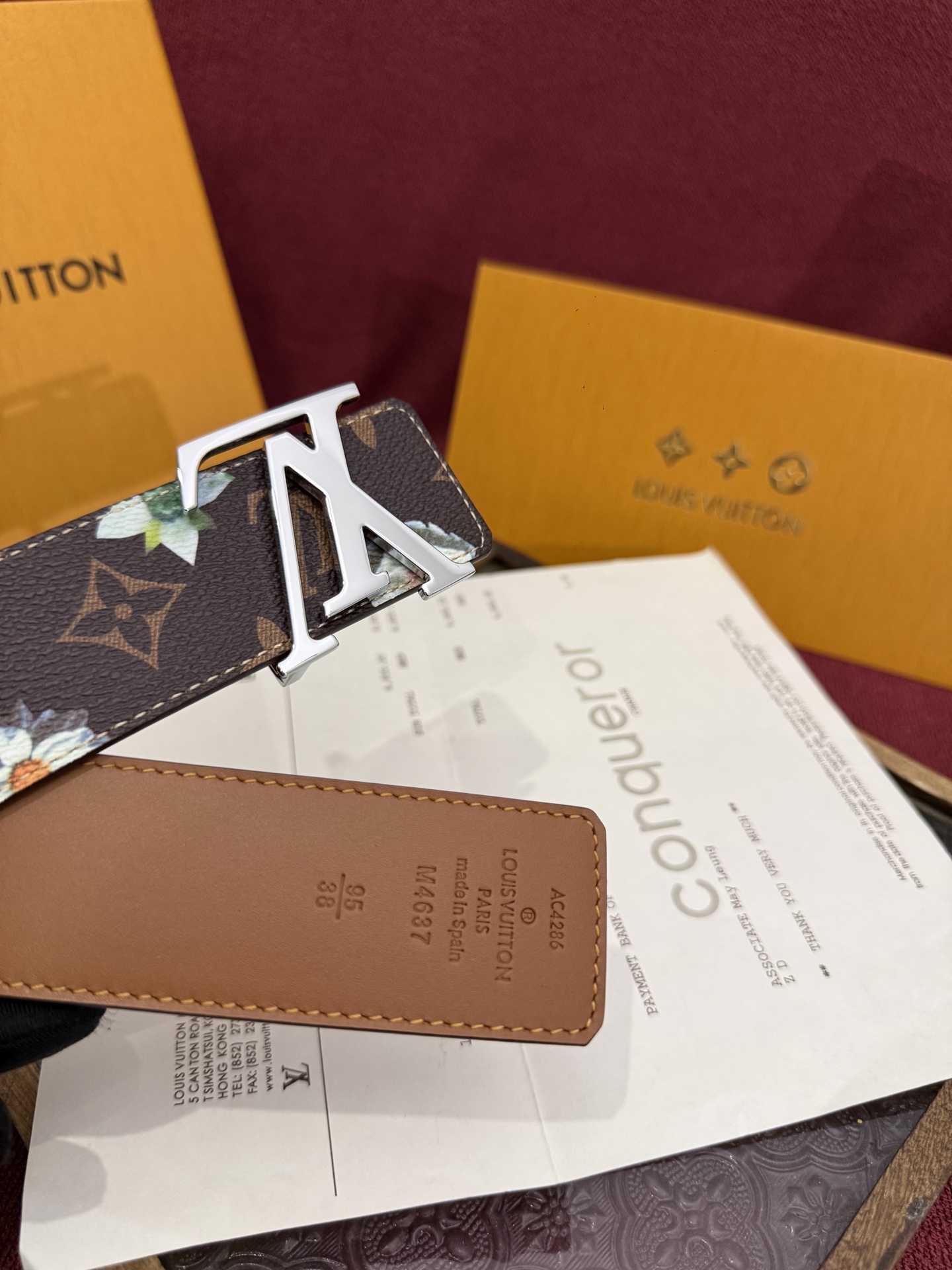 LV Initiales Monogram Flower 双面腰带以 Monogram 印花和撞色花卉焕