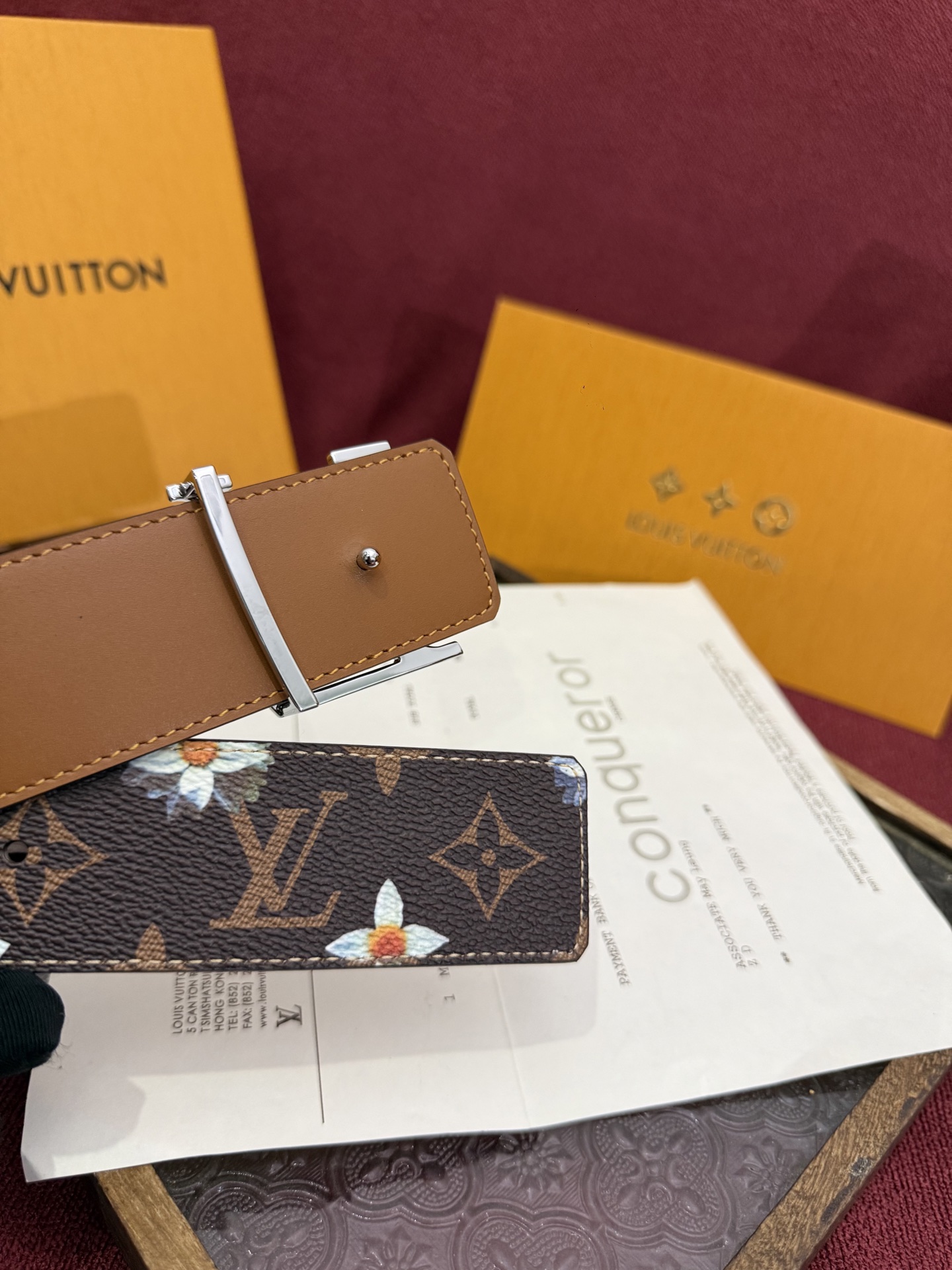 LV Initiales Monogram Flower 双面腰带以 Monogram 印花和撞色花卉焕