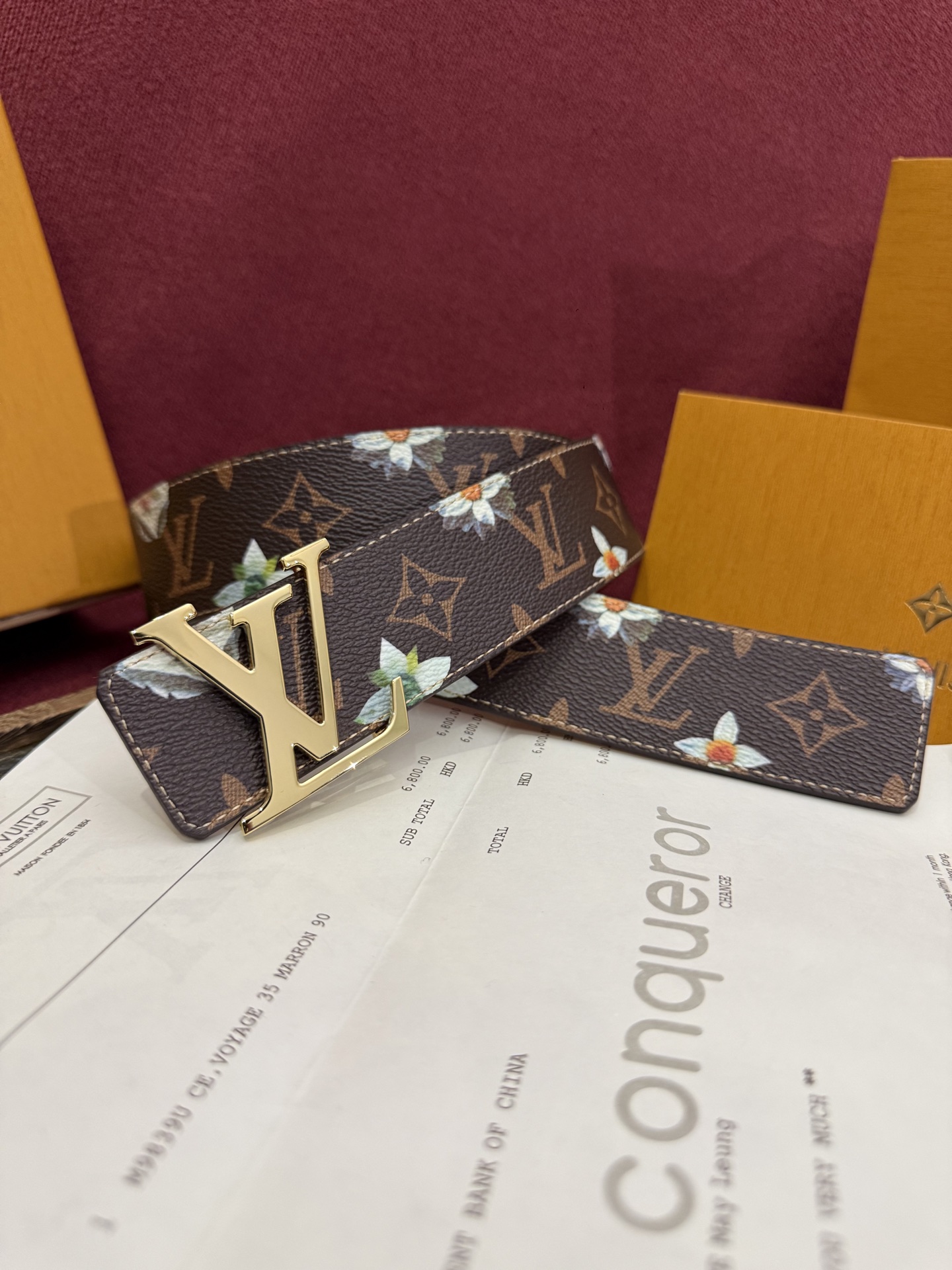 LV Initiales Monogram Flower 双面腰带以 Monogram 印花和撞色花卉焕