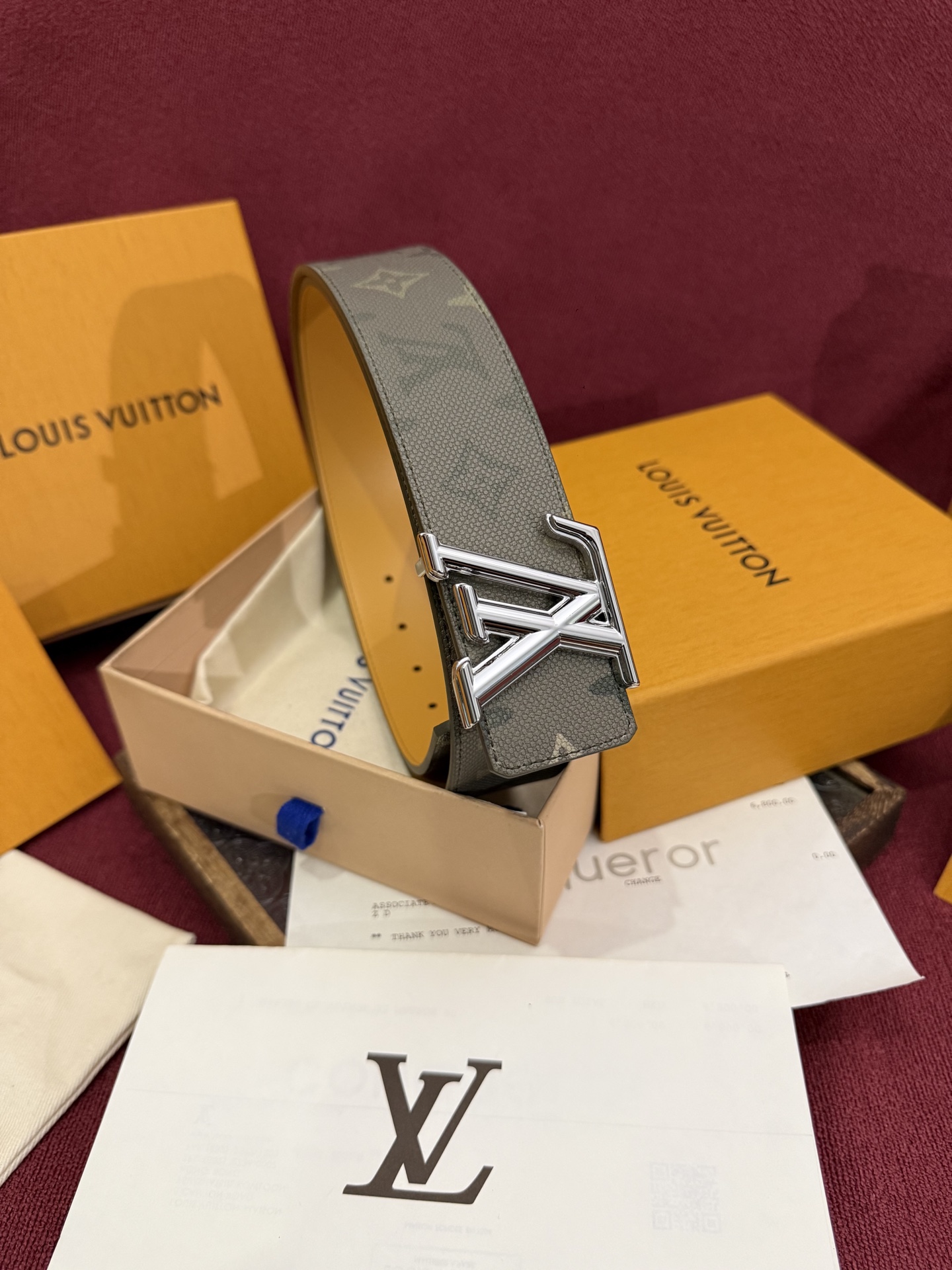 Monogram SurPlus涂层帆布表带，LV Initials Monogram SurPlus 
