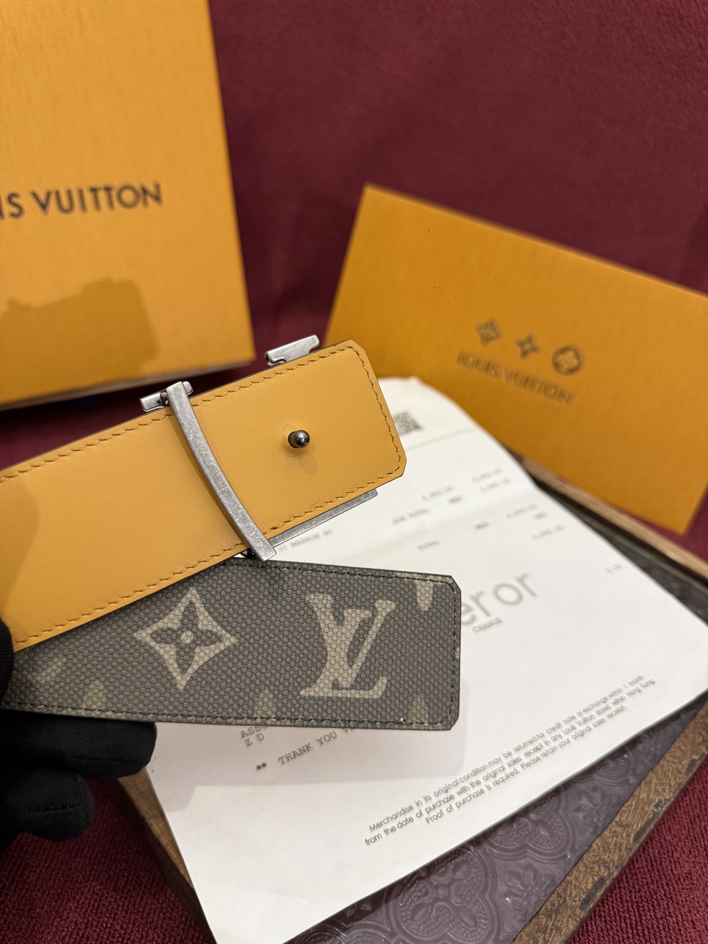 Monogram SurPlus涂层帆布表带，LV Initials Monogram SurPlus 