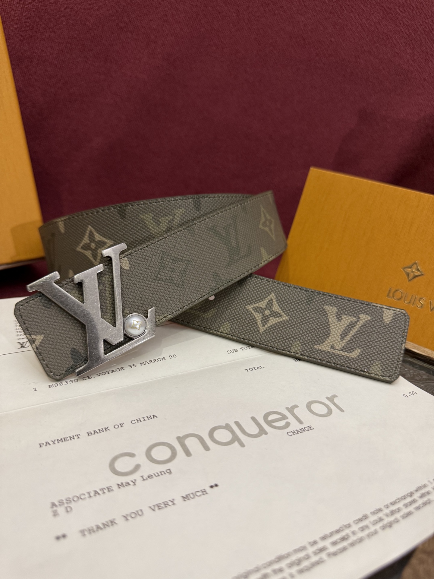 Monogram SurPlus涂层帆布表带，LV Initials Monogram SurPlus 