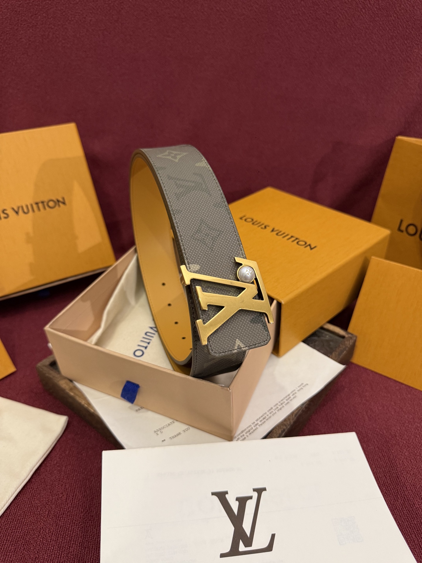 Monogram SurPlus涂层帆布表带，LV Initials Monogram SurPlus 