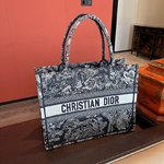 Dior Book Tote New
 Tote Bags AAAA Quality Replica
 Blue