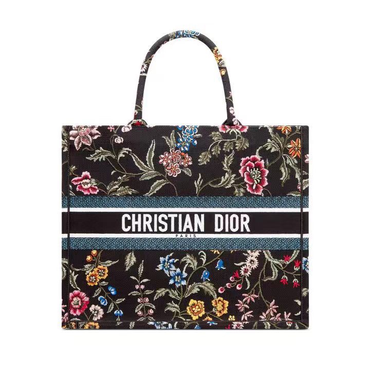 Dior Book Tote Tote Bags New 2023
 Black
