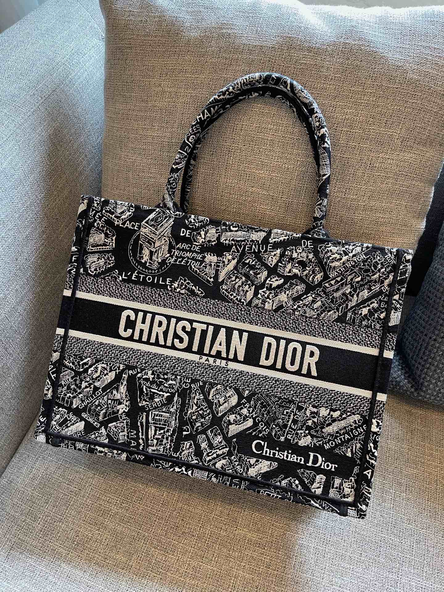 Dior Book Tote AAA+
 Tote Bags Black