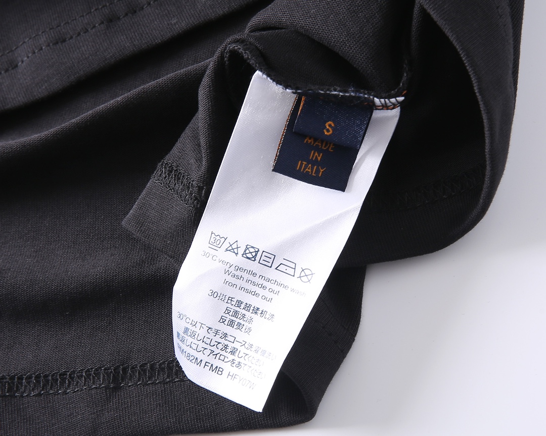 Louis Vuitton/路易威登 大眼睛字母Logo毛巾绣短袖T恤 黑色 白色