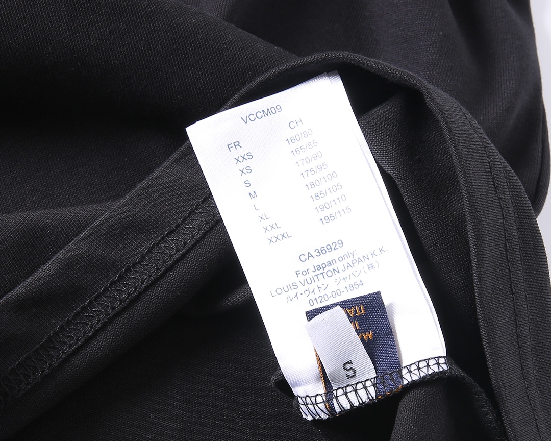 Louis Vuitton/路易威登 大眼睛字母Logo毛巾绣短袖T恤 黑色 白色