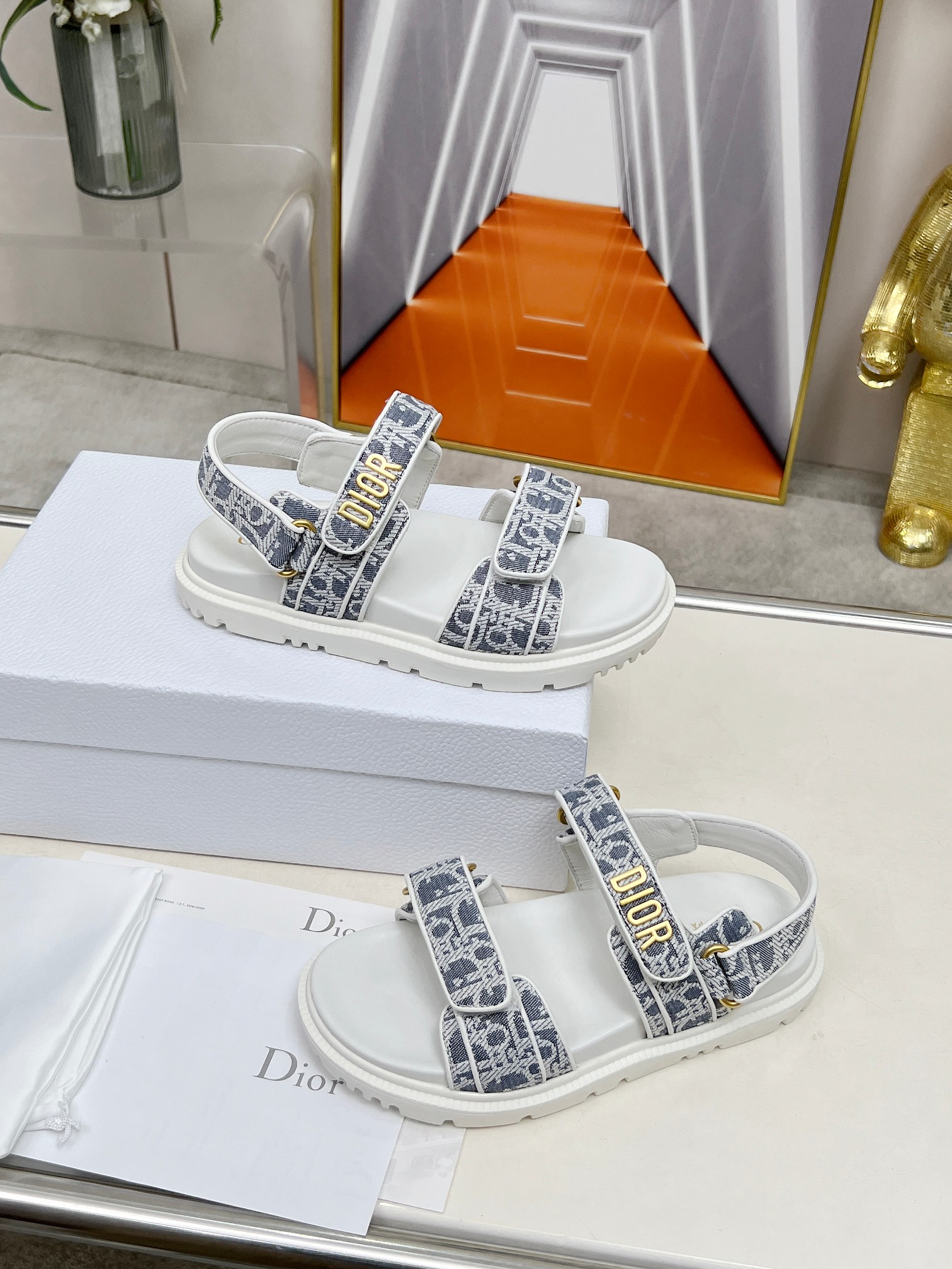 NO:257024,Dior new classic model. Purchase level quality foreign counter popular thick-soled sandals. The upper inner part is original customized material, sole original mold opening 1.1 (light size 35-40 (41/42 can be customized), sandals, dior, dior, sandals19860909Dior迪奥新品经典款.代购级别品质国外专柜爆款厚底拖凉鞋 鞋面内里原版定制材料,鞋底原版开模1.1（轻便 码数35-40（41/42可定做）,凉鞋,dior,dior,sandals,Women's Shoes
