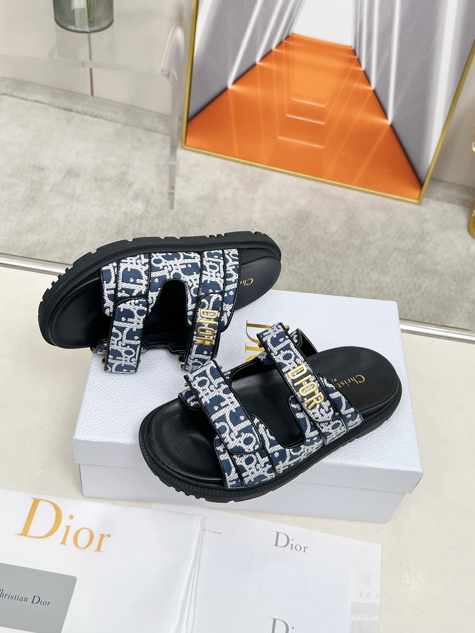 Dior Oblique Motif Thick Sole Sandals | Comfortable Summer Slides 6 a1744223311285 0882