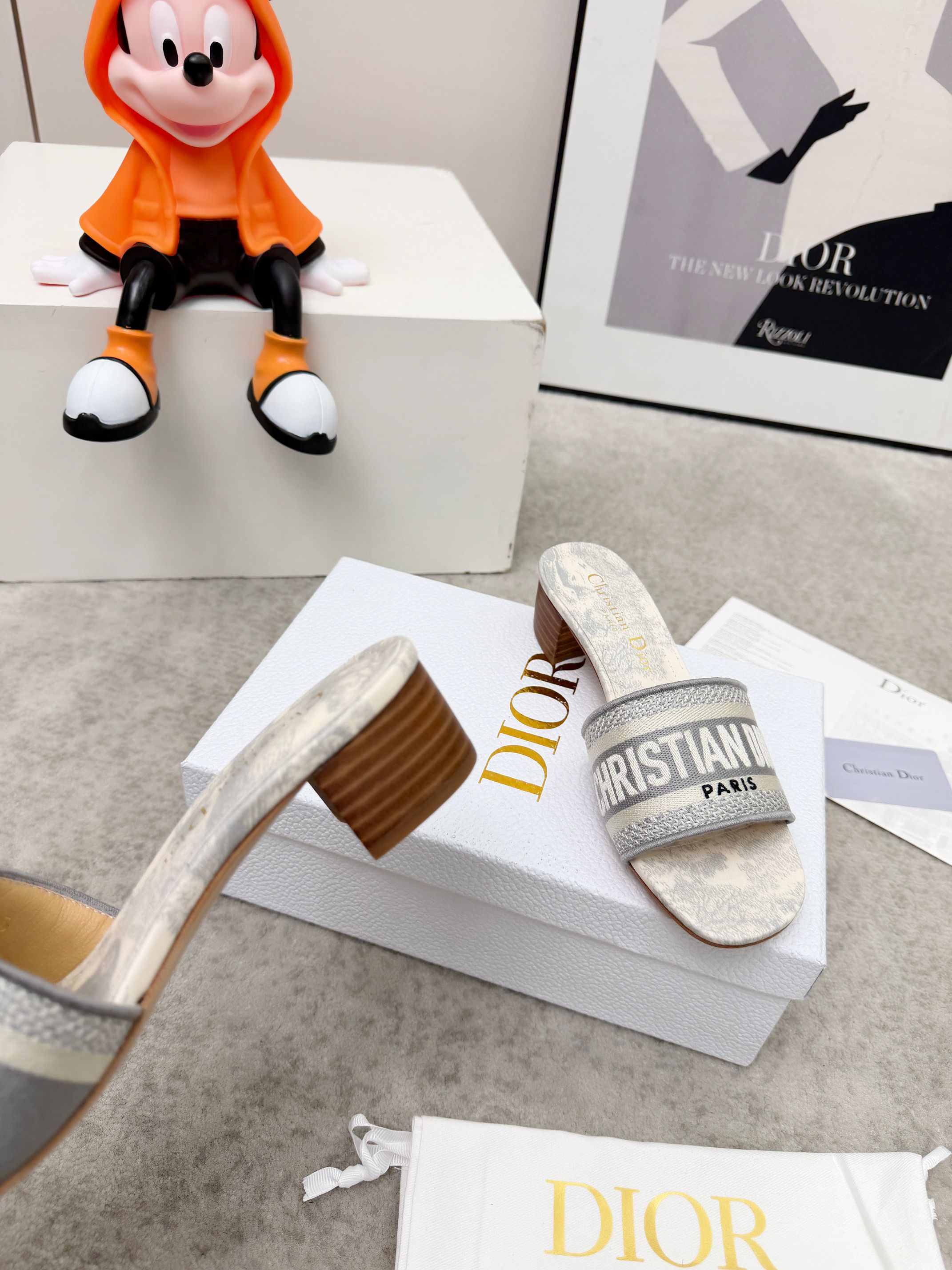 _dmp9sbok3kDtFwdZWB_C92yPsyVDgZ_A2vcskPg