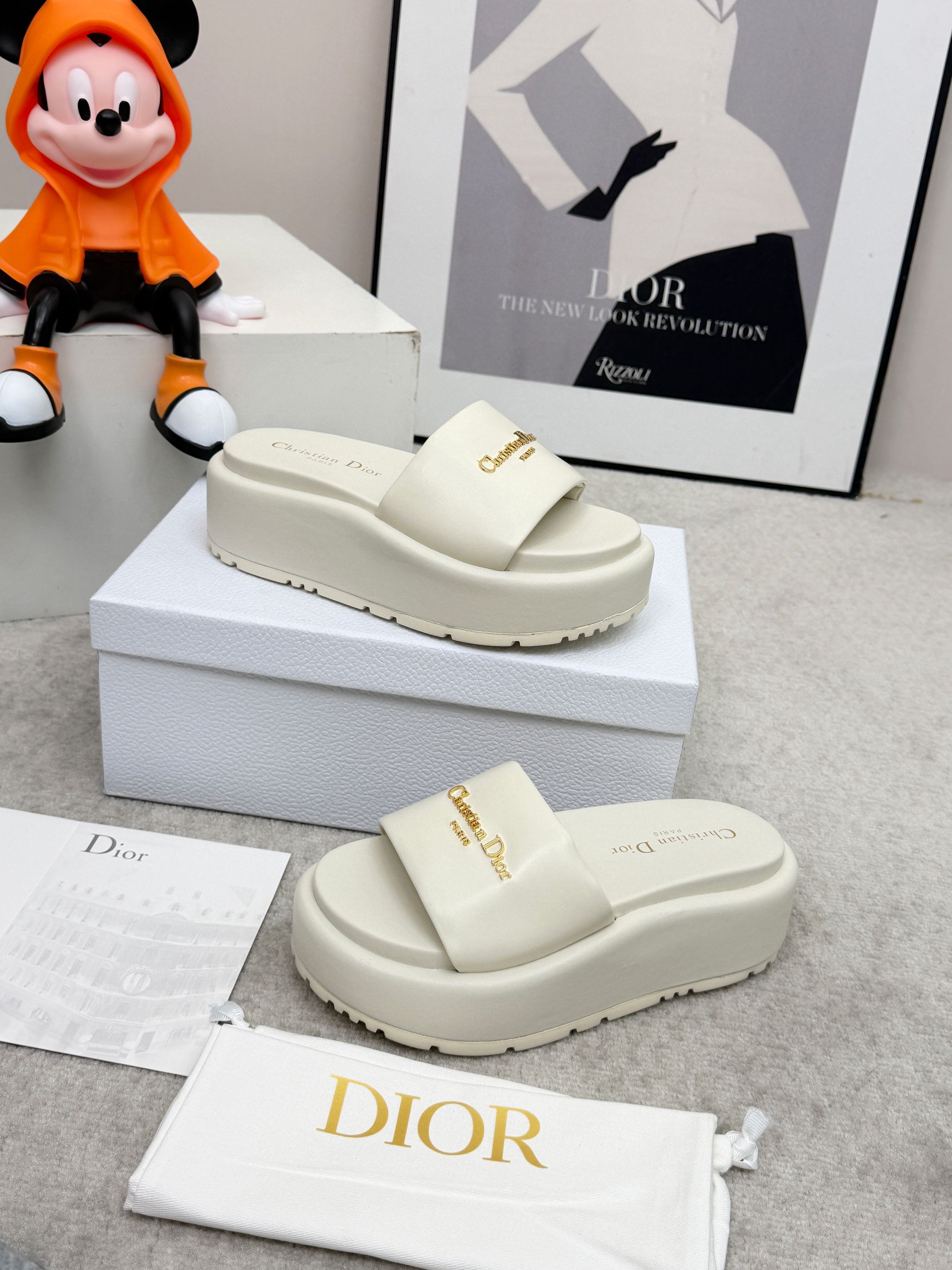 _dQM9shzrWH4GPga2l05rW3XEoSczK_lH0w5UnbA