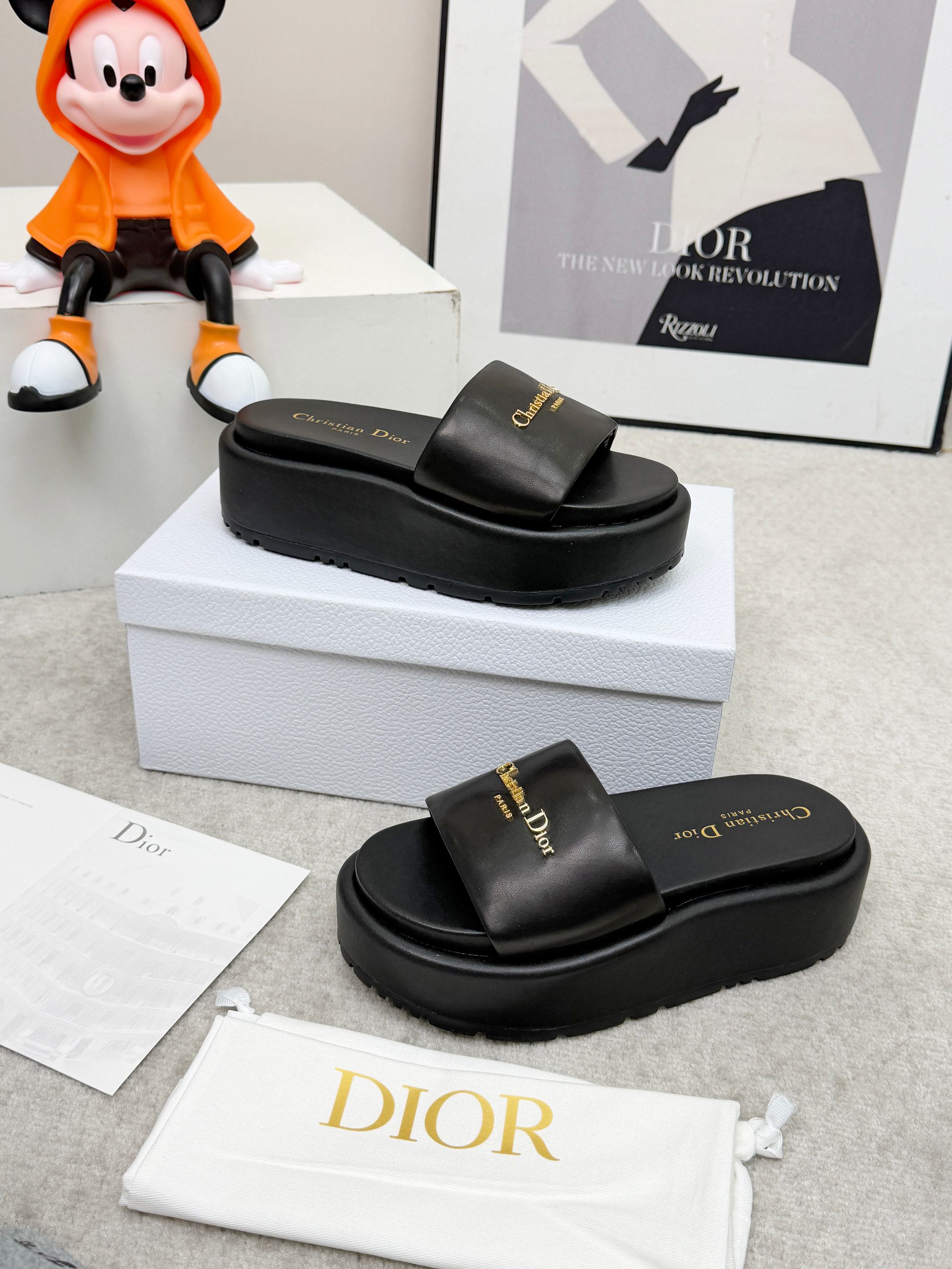 _dax9svmGtFasrMhXMDUsZ8jNYe3TpiQ1ogcmcaw