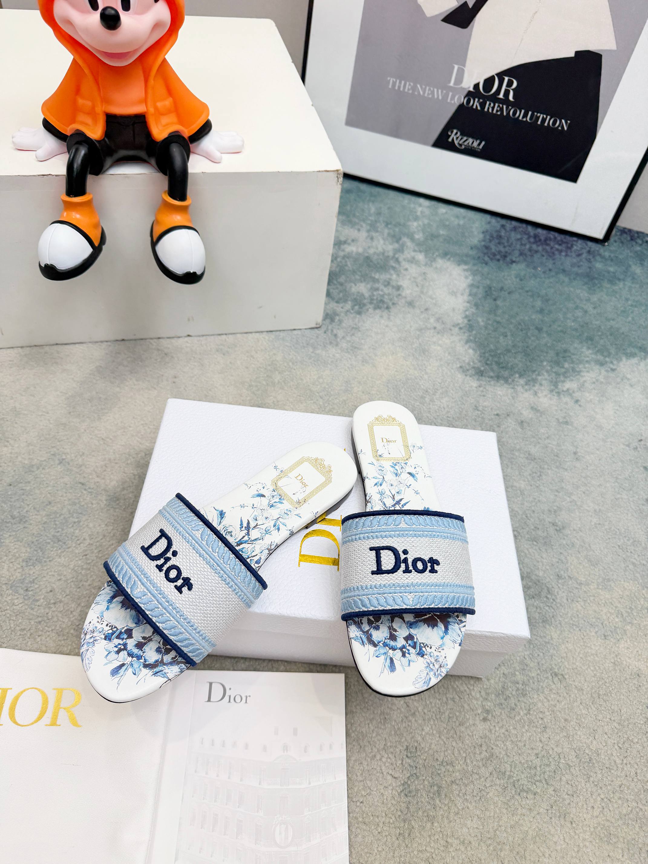 Dior CD•迪奥女士老花刺绣皮底拖鞋升级版